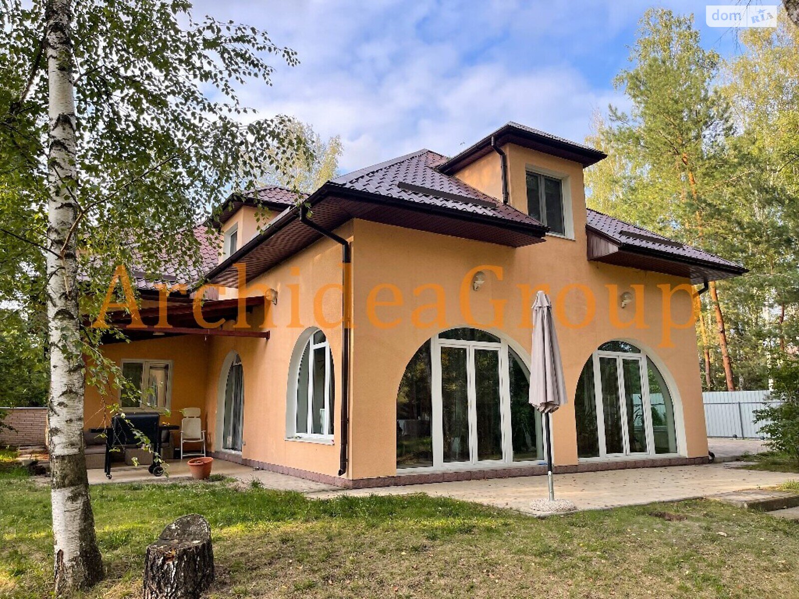 двоповерховий будинок з мансардою, 403 кв. м, цегла. Продаж у Підгірцях фото 1 двоповерховий будинок з мансардою, 403 кв. м, цегла. Продаж у Підгірцях фото 1