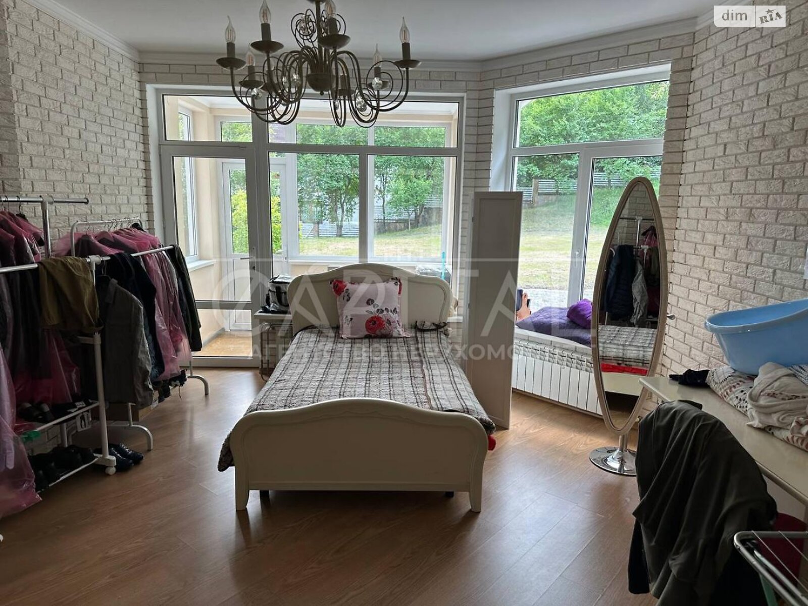 двоповерховий будинок з гаражем, 244 кв. м, цегла. Продаж у Підгірцях фото 1 двоповерховий будинок з гаражем, 244 кв. м, цегла. Продаж у Підгірцях фото 1
