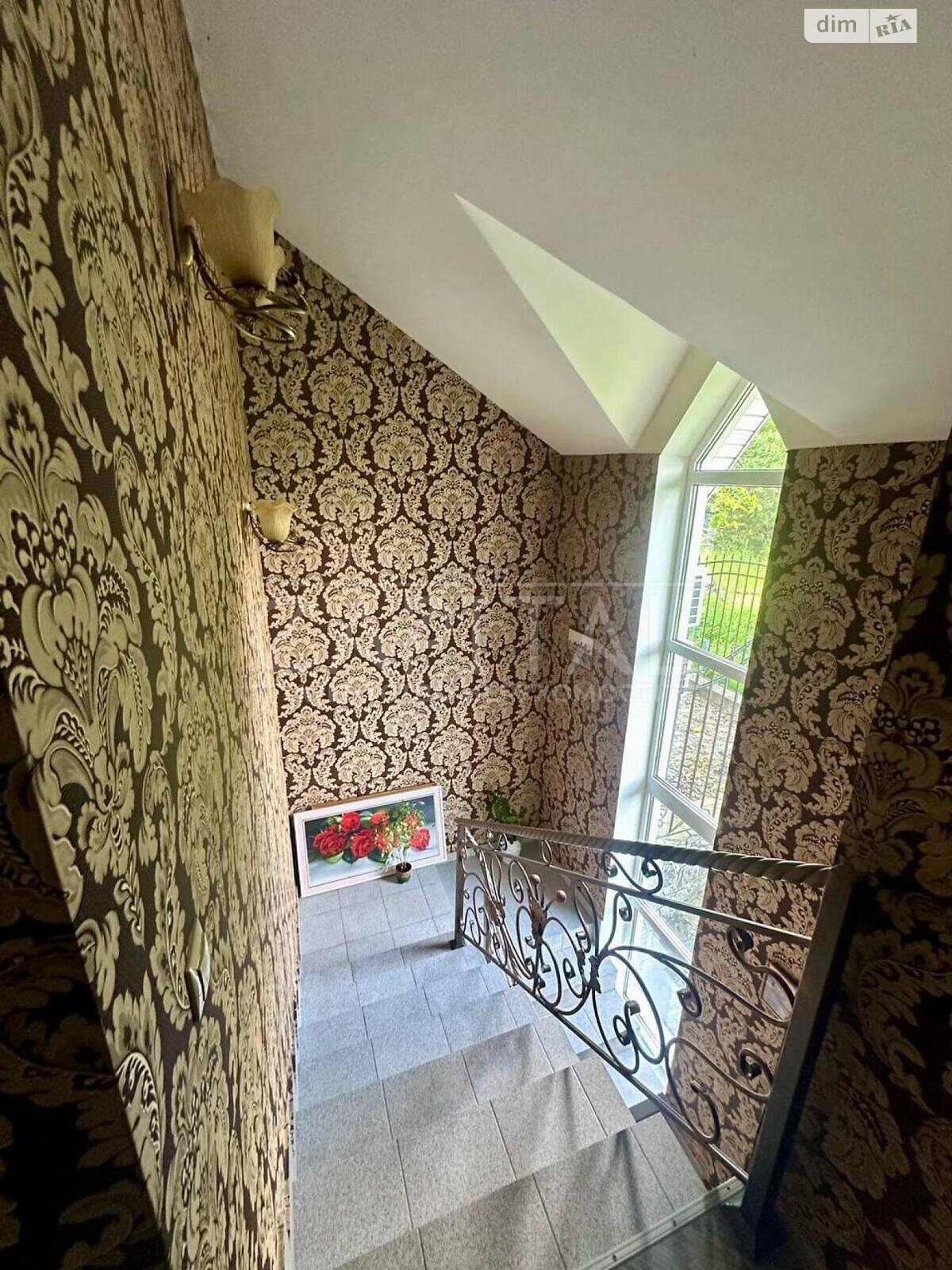 двоповерховий будинок з гаражем, 244 кв. м, цегла. Продаж у Підгірцях фото 1 двоповерховий будинок з гаражем, 244 кв. м, цегла. Продаж у Підгірцях фото 1