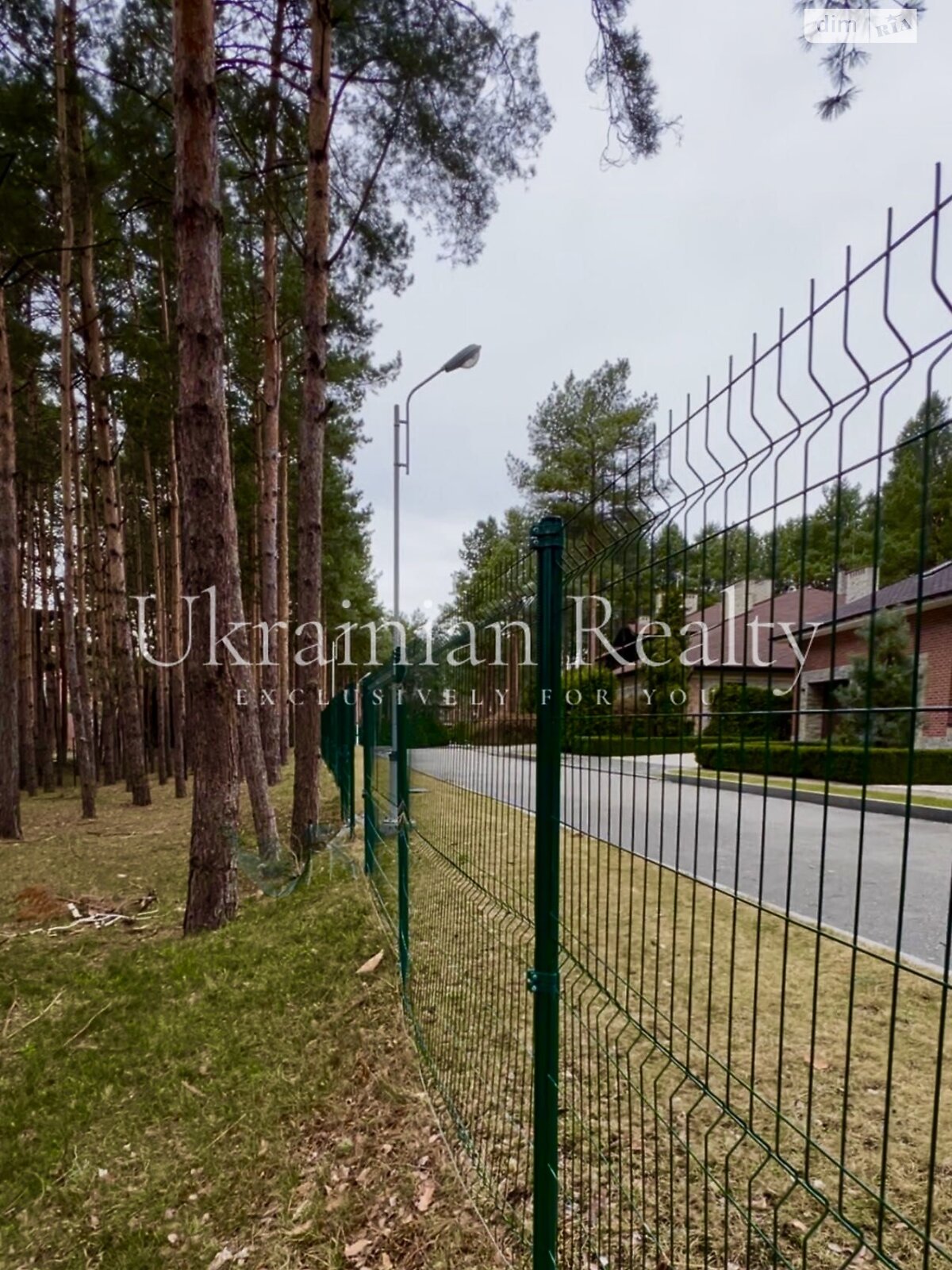 двоповерховий будинок, 525 кв. м, цегла. Продаж у Підгірцях фото 1 двоповерховий будинок, 525 кв. м, цегла. Продаж у Підгірцях фото 1