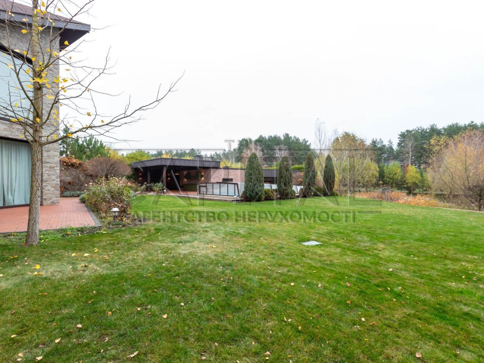 двоповерховий будинок з гаражем, 539.2 кв. м, цегла. Продаж у Підгірцях фото 1