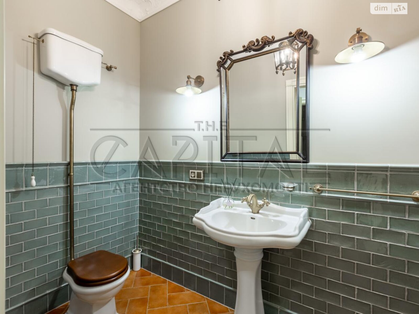 двоповерховий будинок з гаражем, 539.2 кв. м, цегла. Продаж у Підгірцях фото 1