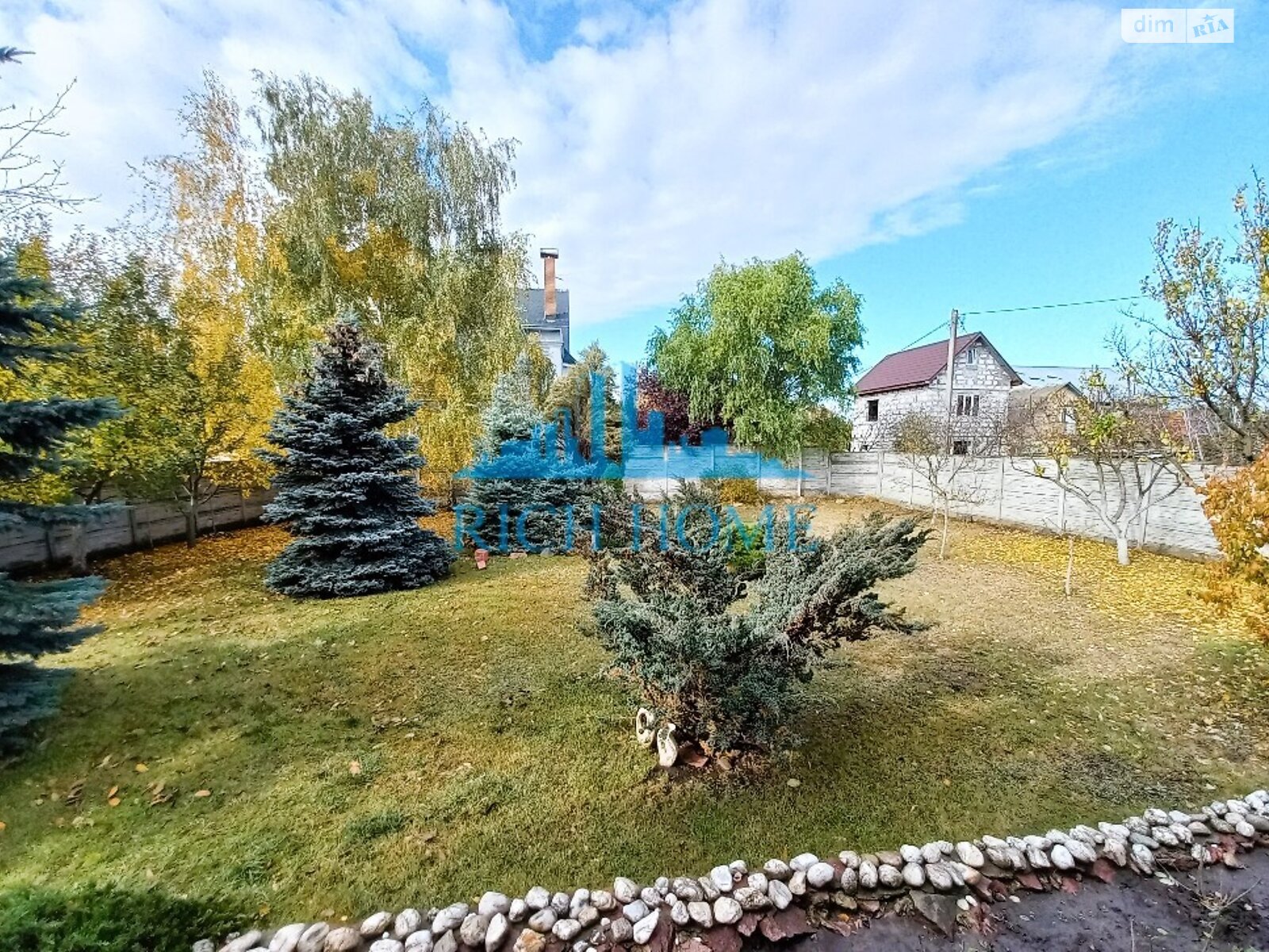 двухэтажный дом, 220 кв. м, кирпич. Продажа в Подгорцах фото 1