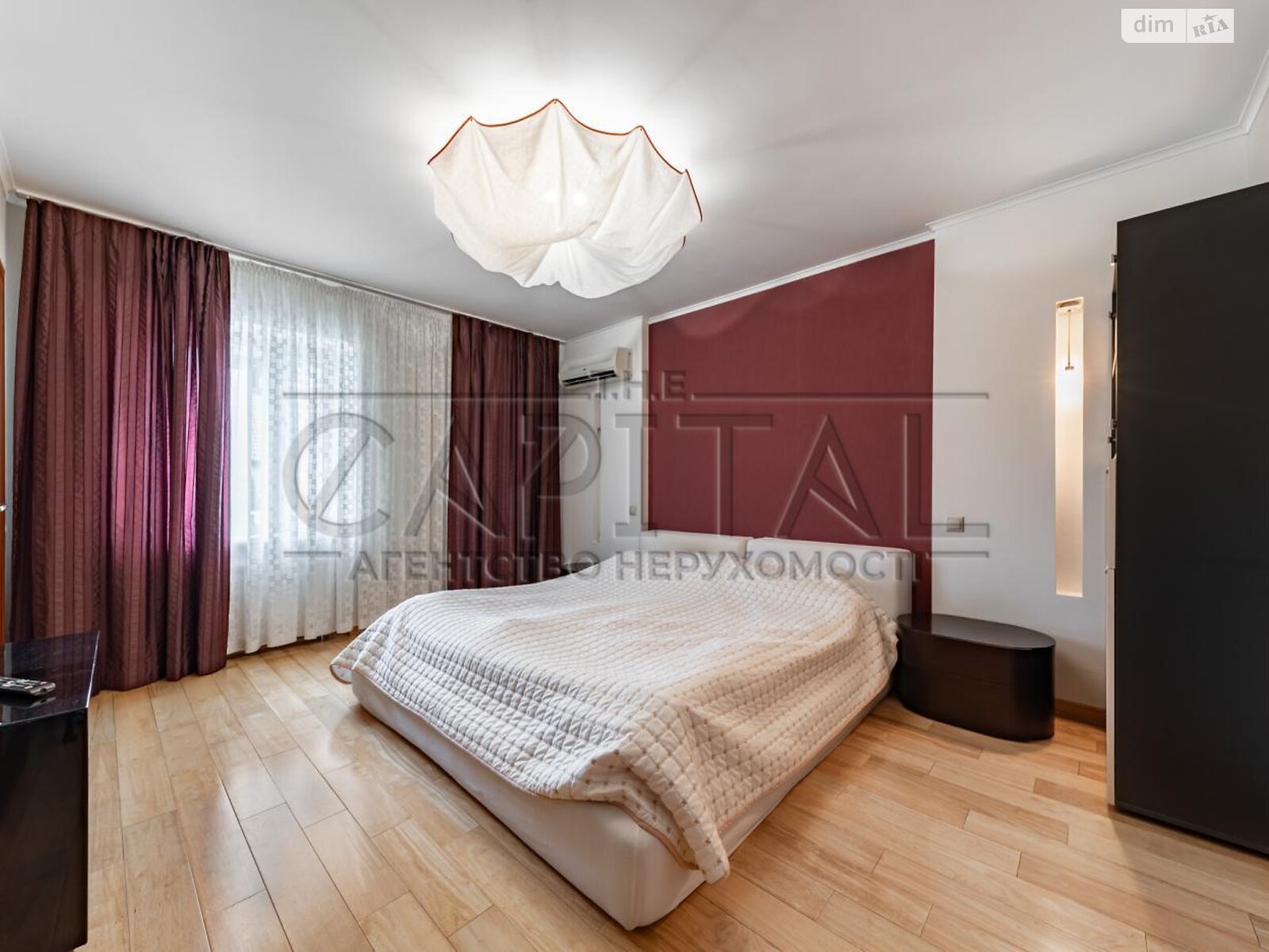 одноэтажный дом с отоплением, 500 кв. м, кирпич. Продажа в Подгорцах фото 1 одноэтажный дом с отоплением, 500 кв. м, кирпич. Продажа в Подгорцах фото 1