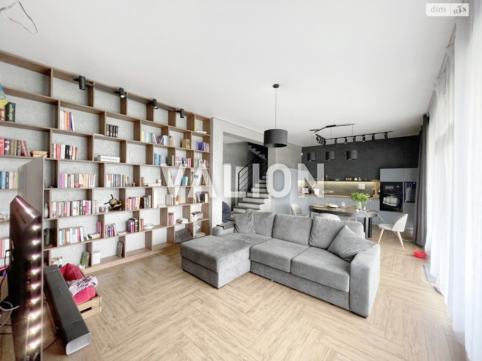 двухэтажный дом с верандой, 146 кв. м, шлакоблок. Продажа в Подгорцах фото 1 двухэтажный дом с верандой, 146 кв. м, шлакоблок. Продажа в Подгорцах фото 1