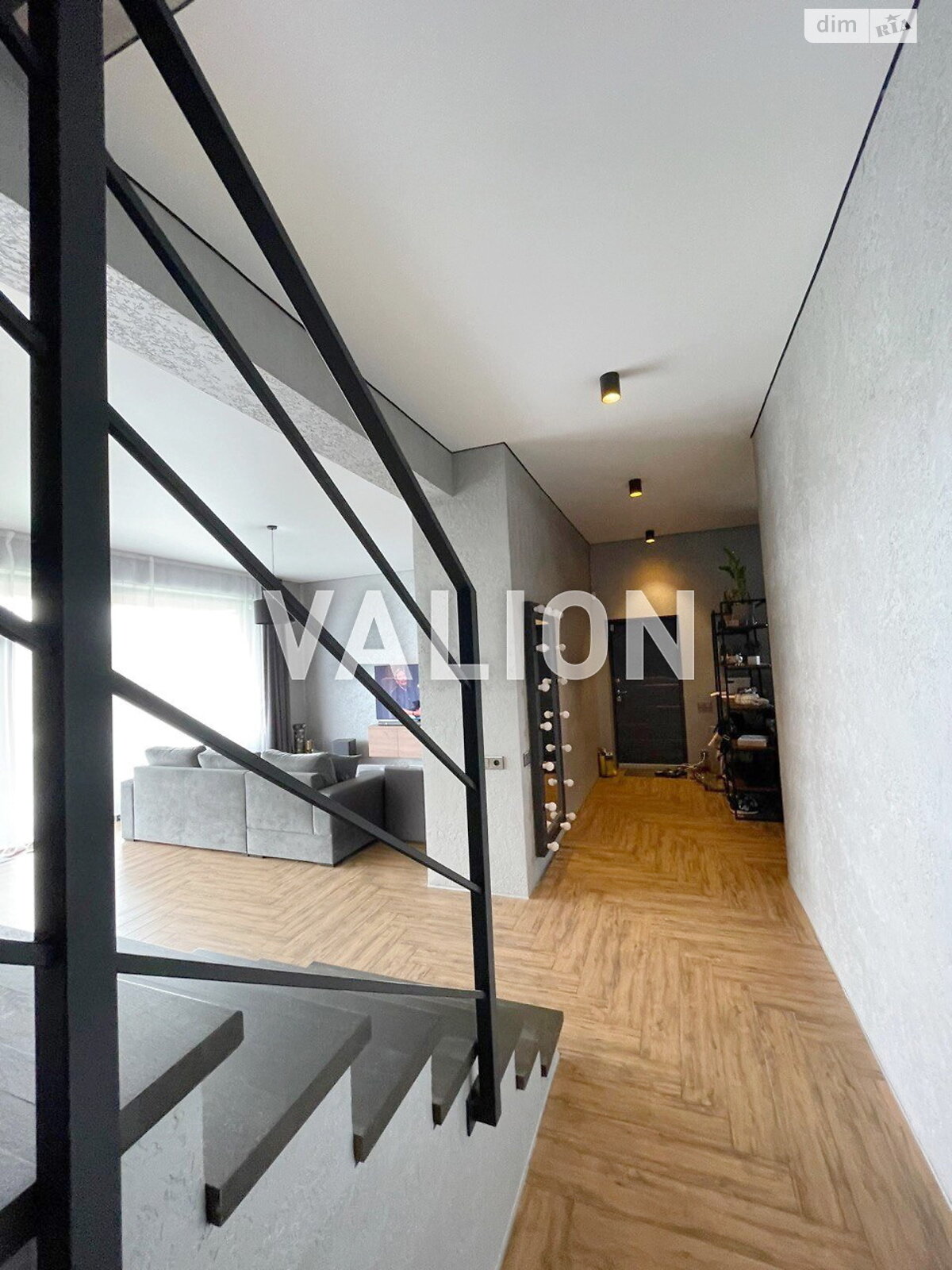 двухэтажный дом с верандой, 146 кв. м, шлакоблок. Продажа в Подгорцах фото 1 двухэтажный дом с верандой, 146 кв. м, шлакоблок. Продажа в Подгорцах фото 1