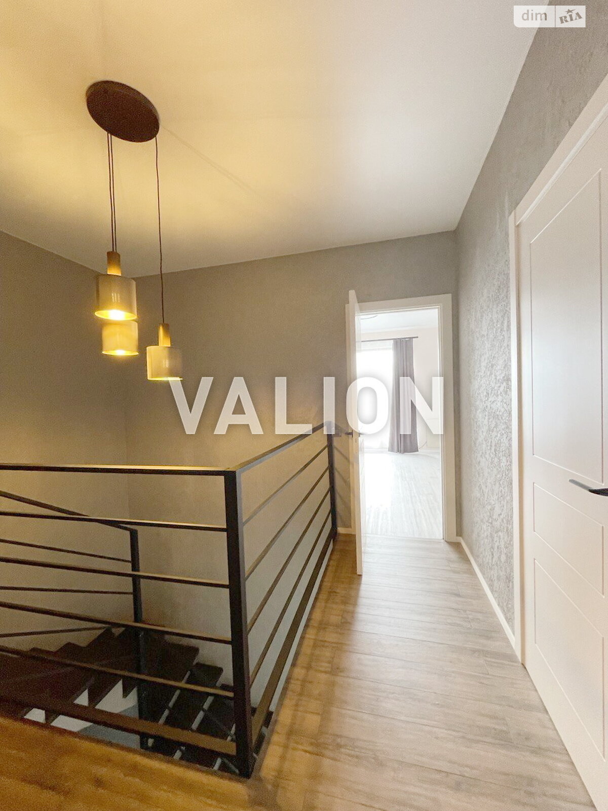 двухэтажный дом с верандой, 146 кв. м, шлакоблок. Продажа в Подгорцах фото 1 двухэтажный дом с верандой, 146 кв. м, шлакоблок. Продажа в Подгорцах фото 1