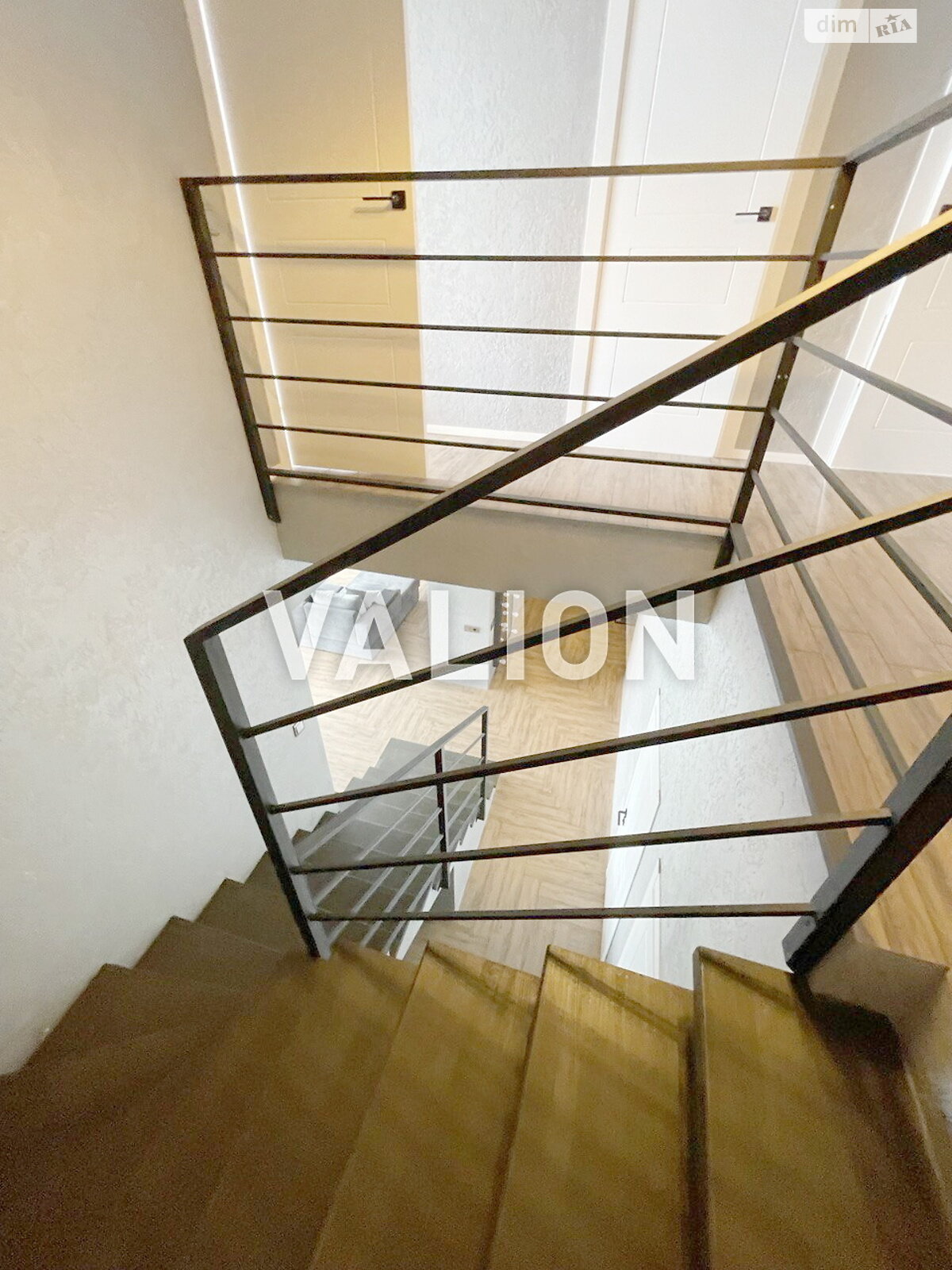 двухэтажный дом с верандой, 146 кв. м, шлакоблок. Продажа в Подгорцах фото 1 двухэтажный дом с верандой, 146 кв. м, шлакоблок. Продажа в Подгорцах фото 1