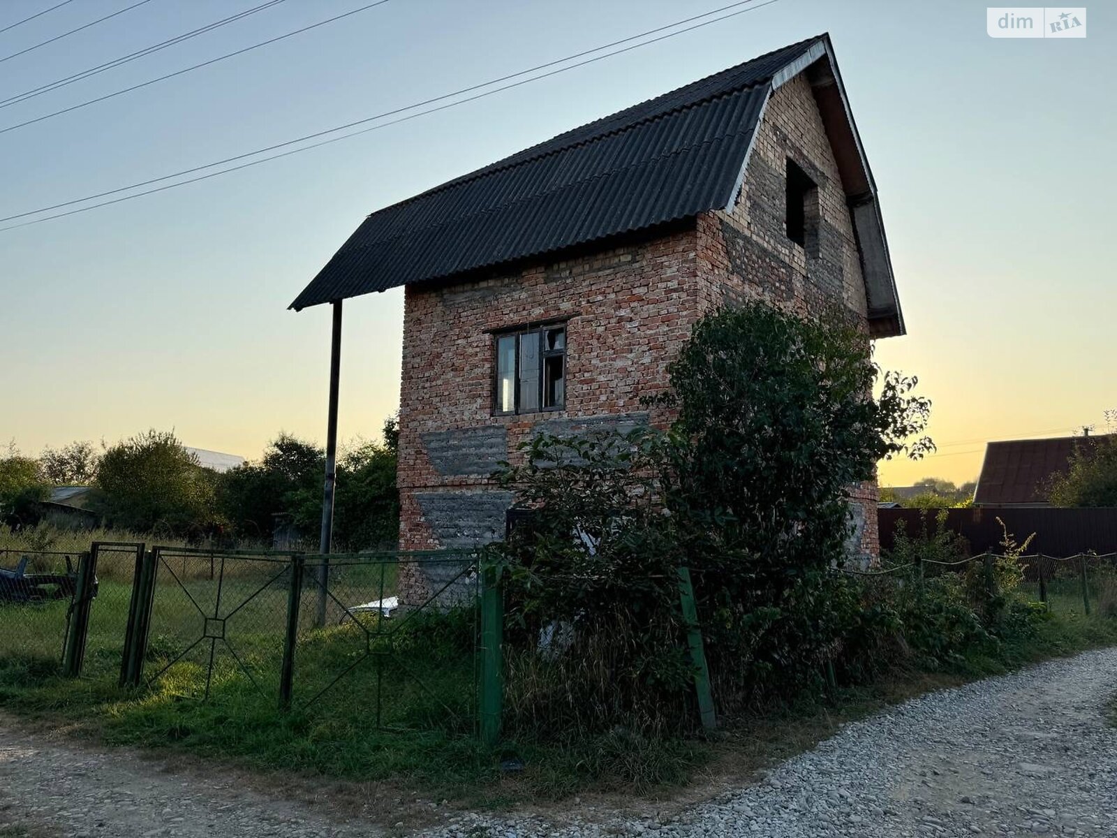 одноповерховий будинок з гаражем, 29 кв. м, кирпич. Продаж у Підлужжі фото 1 одноповерховий будинок з гаражем, 29 кв. м, кирпич. Продаж у Підлужжі фото 1