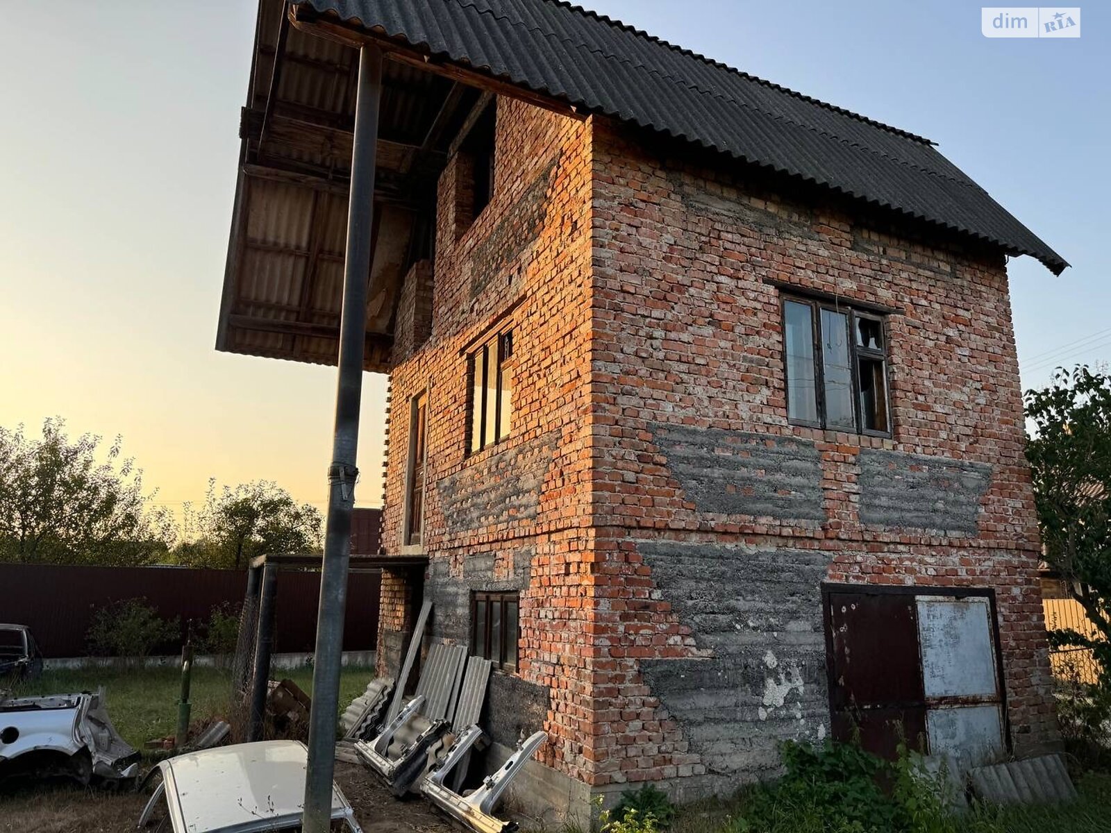 одноповерховий будинок з гаражем, 29 кв. м, кирпич. Продаж у Підлужжі фото 1 одноповерховий будинок з гаражем, 29 кв. м, кирпич. Продаж у Підлужжі фото 1