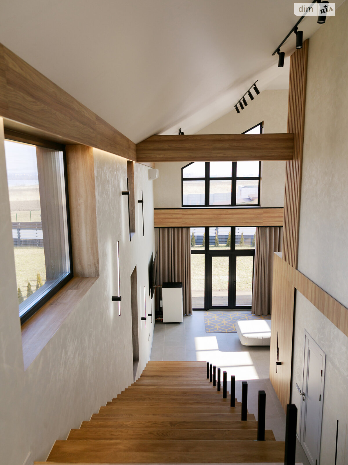 двухэтажный дом с отоплением, 138.9 кв. м, газобетон. Продажа в Подлужьем фото 1