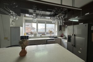триповерховий будинок з гаражем, 185 кв. м, кирпич. Продаж у Підлужжі фото 2