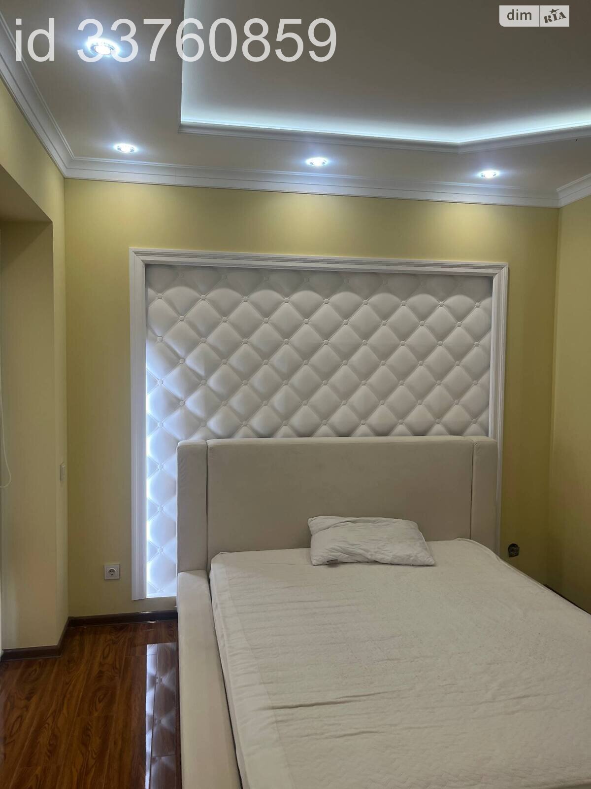 двухэтажный дом с балконом, 197 кв. м, кирпич. Продажа в Подлужьем фото 1