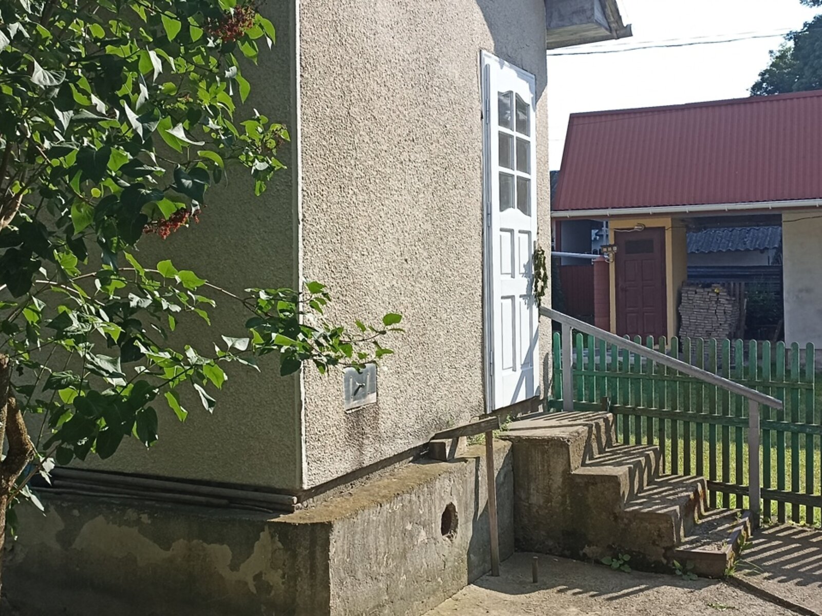 одноэтажный дом с гаражом, 130 кв. м, кирпич. Продажа в Подмихайлье фото 1 одноэтажный дом с гаражом, 130 кв. м, кирпич. Продажа в Подмихайлье фото 1