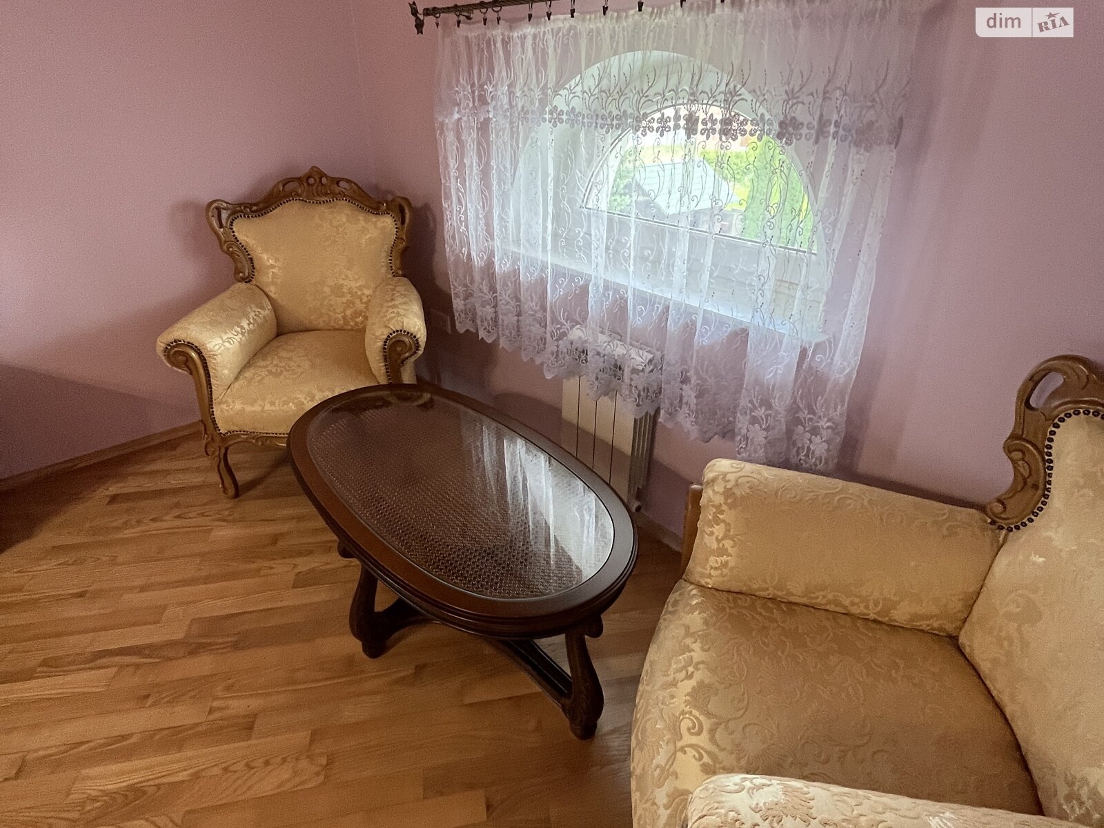 трехэтажный дом с гаражом, 340 кв. м, кирпич. Продажа в Подпечерах фото 1