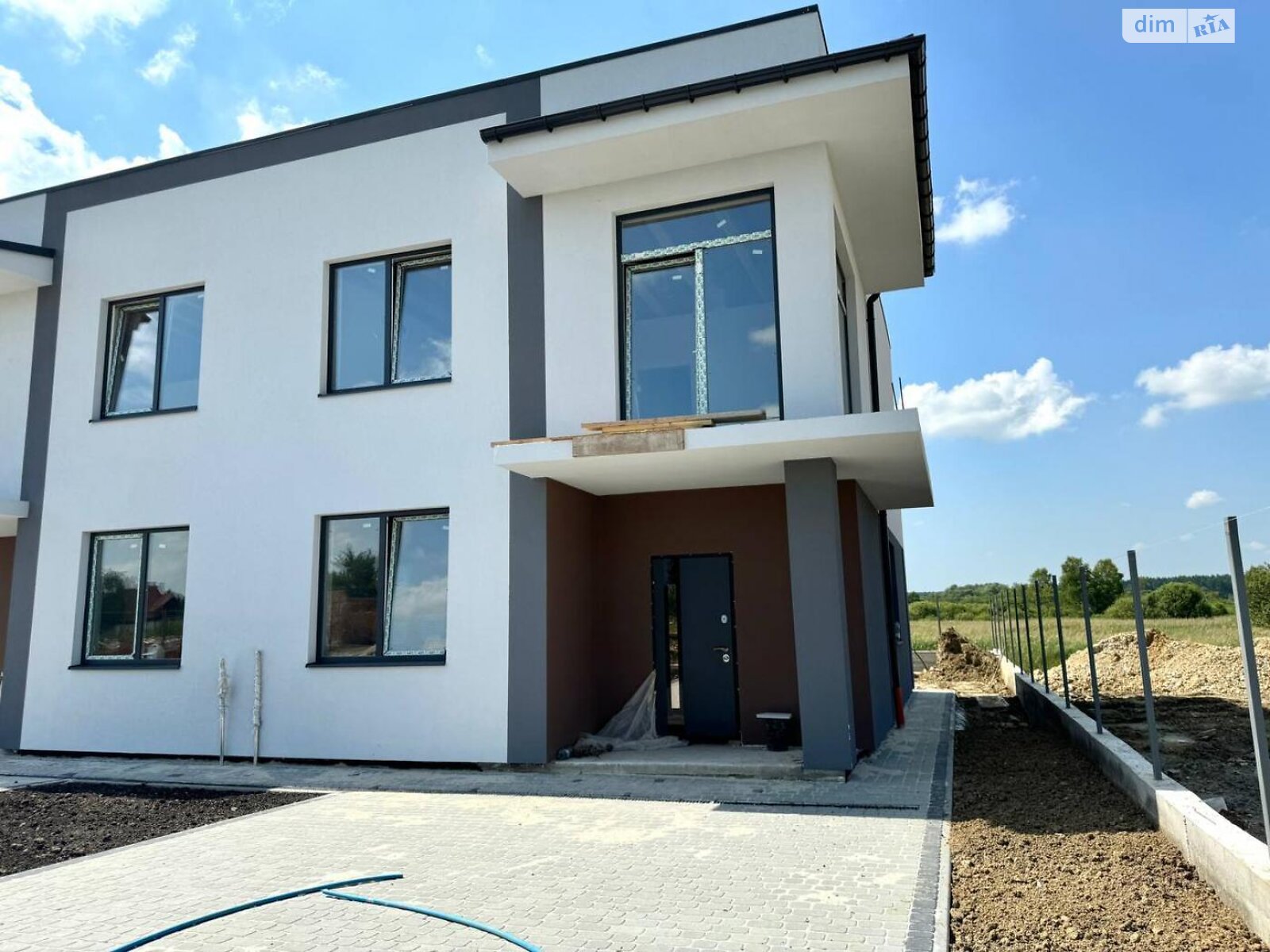 двухэтажный дом с отоплением, 125 кв. м, кирпич. Продажа в Подрясном фото 1 двухэтажный дом с отоплением, 125 кв. м, кирпич. Продажа в Подрясном фото 1