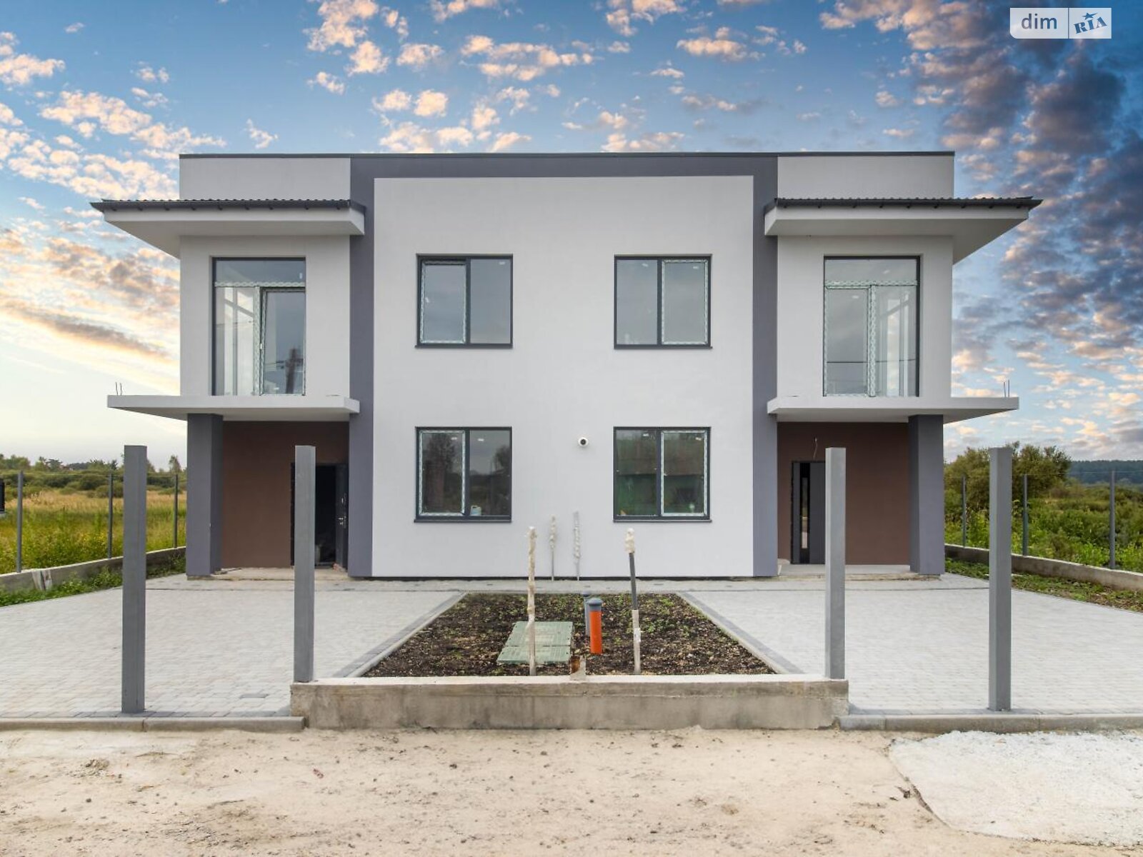 двухэтажный дом с отоплением, 125 кв. м, кирпич. Продажа в Подрясном фото 1 двухэтажный дом с отоплением, 125 кв. м, кирпич. Продажа в Подрясном фото 1