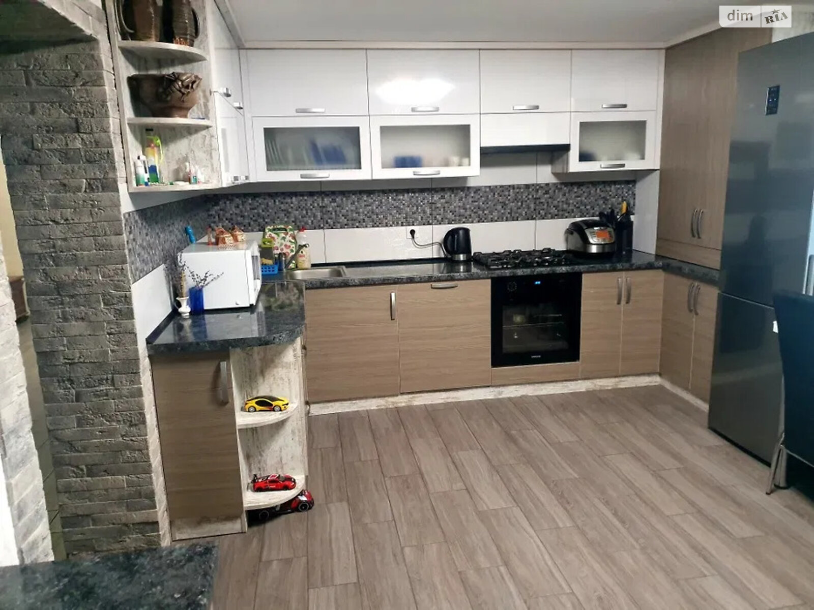 двоповерховий будинок з меблями, 240 кв. м, цегла. Продаж у Підволочиську фото 1 двоповерховий будинок з меблями, 240 кв. м, цегла. Продаж у Підволочиську фото 1