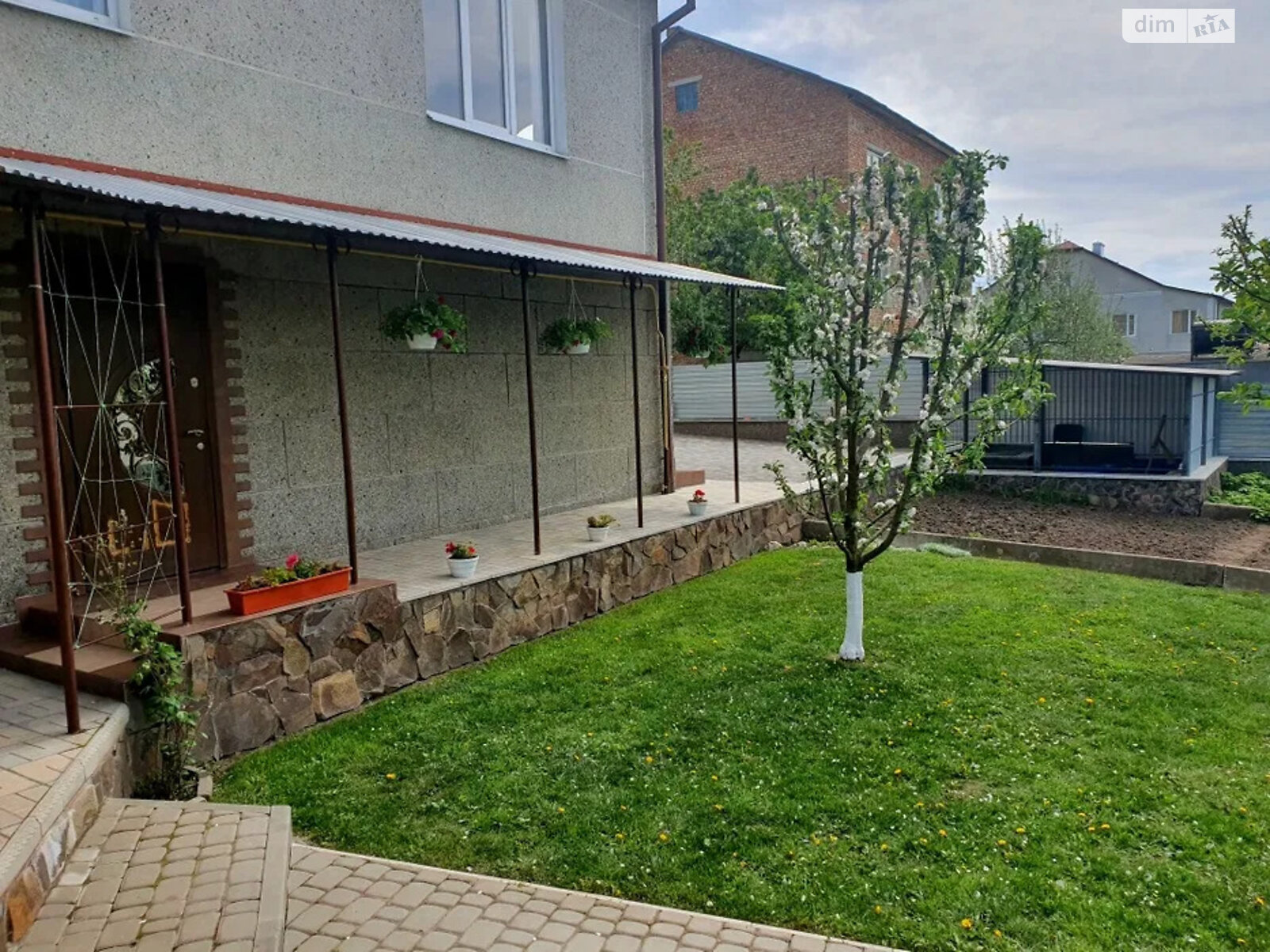 двоповерховий будинок з меблями, 240 кв. м, цегла. Продаж у Підволочиську фото 1 двоповерховий будинок з меблями, 240 кв. м, цегла. Продаж у Підволочиську фото 1