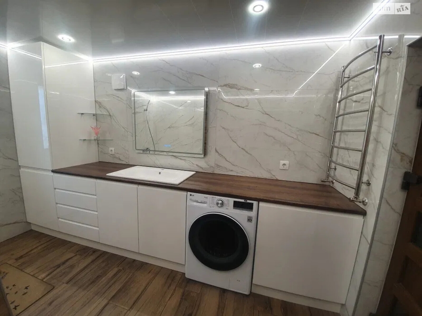 двоповерховий будинок з меблями, 240 кв. м, цегла. Продаж у Підволочиську фото 1 двоповерховий будинок з меблями, 240 кв. м, цегла. Продаж у Підволочиську фото 1