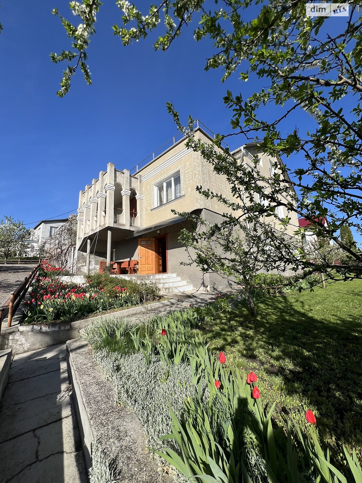 двухэтажный дом с верандой, 234 кв. м, кирпич. Продажа в Подволочинске район Новый Свет фото 1 двухэтажный дом с верандой, 234 кв. м, кирпич. Продажа в Подволочинске район Новый Свет фото 1