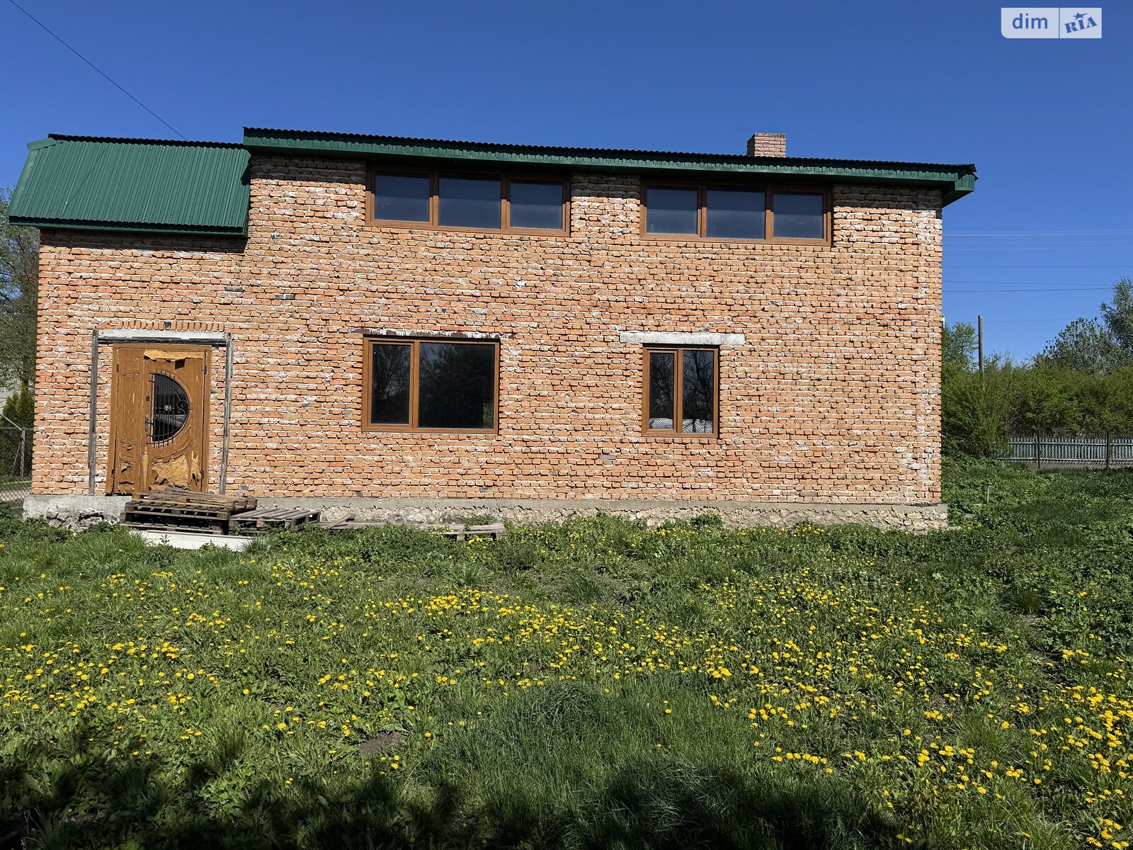 двухэтажный дом с гаражом, 170 кв. м, кирпич. Продажа в Подволочинске район Подволочиск фото 1 двухэтажный дом с гаражом, 170 кв. м, кирпич. Продажа в Подволочинске район Подволочиск фото 1
