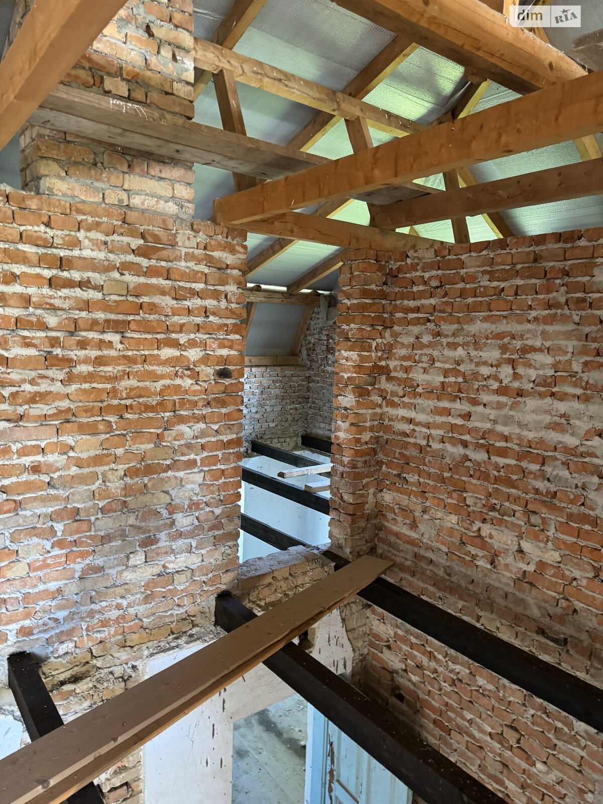 двухэтажный дом с гаражом, 170 кв. м, кирпич. Продажа в Подволочинске район Подволочиск фото 1 двухэтажный дом с гаражом, 170 кв. м, кирпич. Продажа в Подволочинске район Подволочиск фото 1