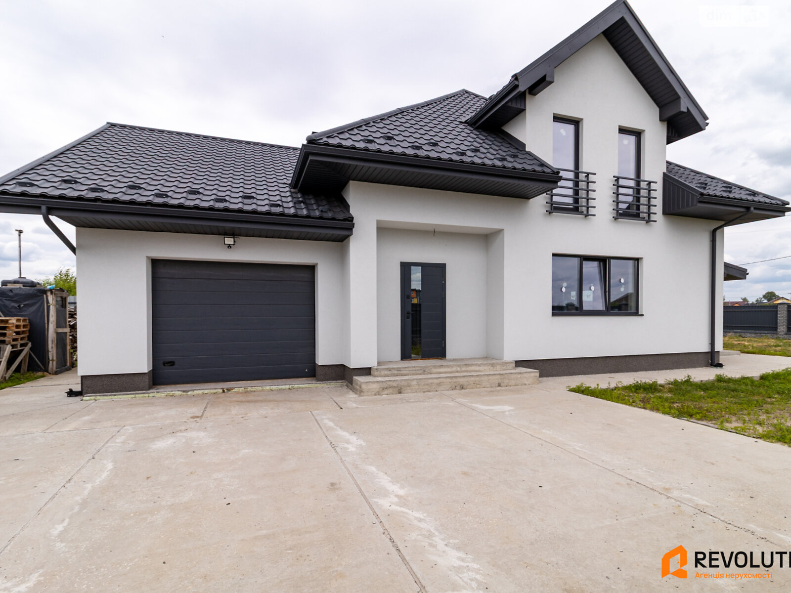 двухэтажный дом с гаражом, 150 кв. м, газобетон. Продажа в Погребах фото 1 двухэтажный дом с гаражом, 150 кв. м, газобетон. Продажа в Погребах фото 1