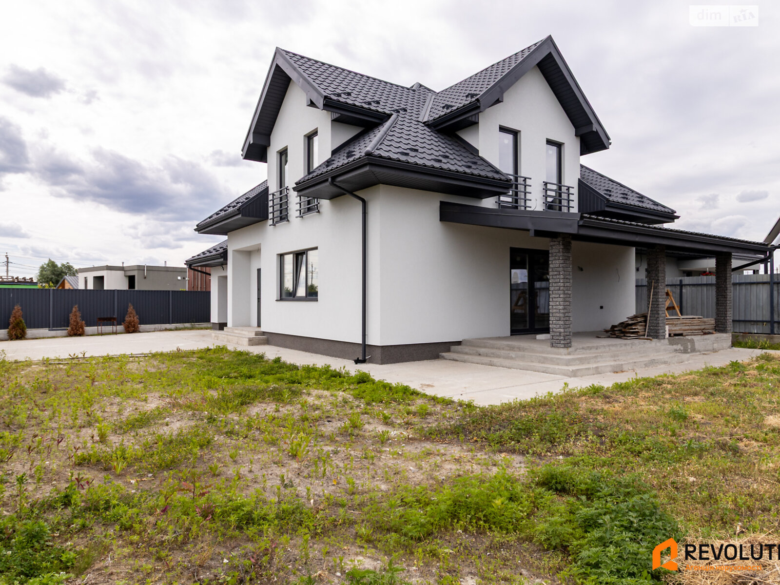 двухэтажный дом с гаражом, 150 кв. м, газобетон. Продажа в Погребах фото 1 двухэтажный дом с гаражом, 150 кв. м, газобетон. Продажа в Погребах фото 1