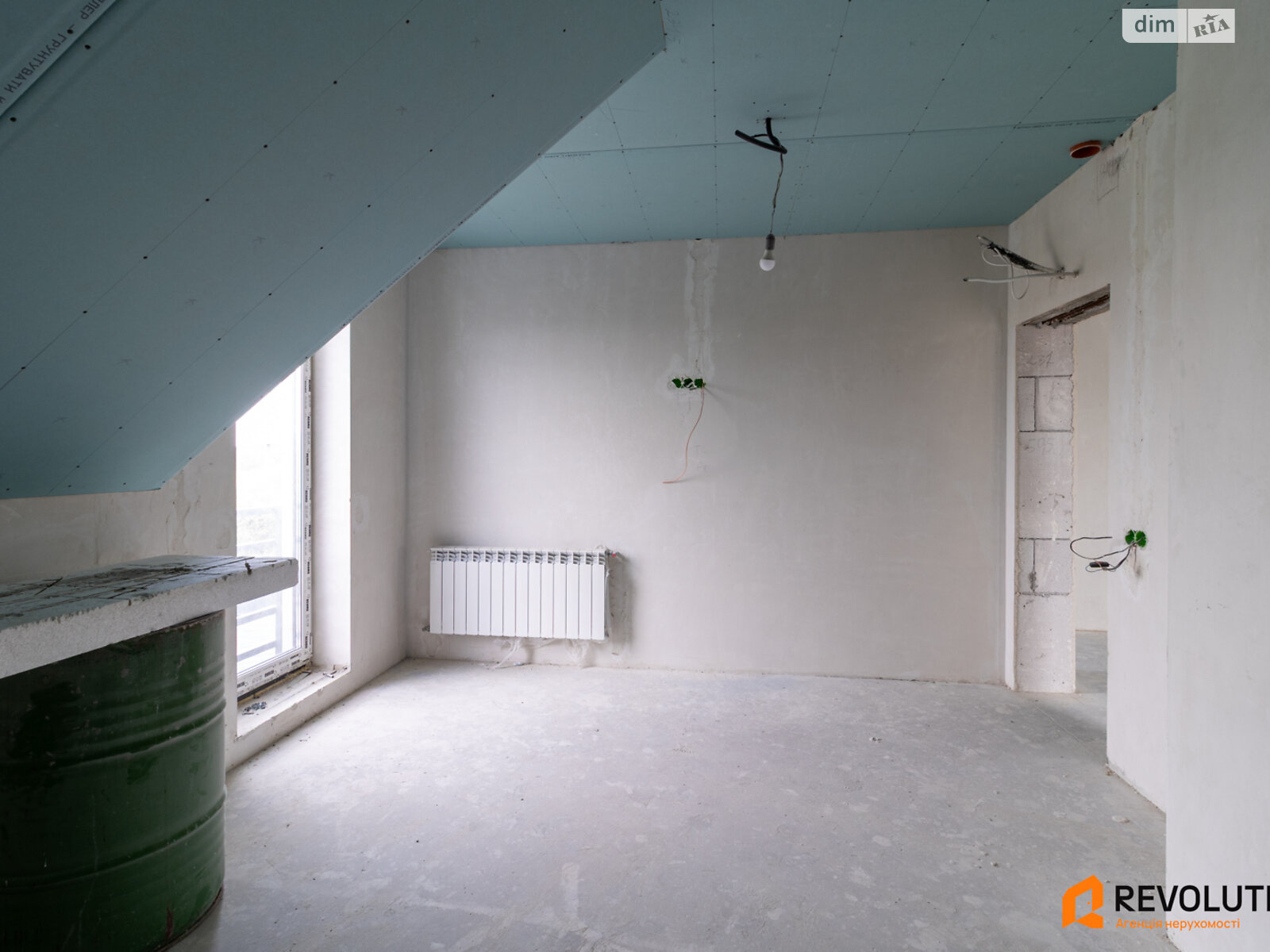 двухэтажный дом с гаражом, 150 кв. м, газобетон. Продажа в Погребах фото 1 двухэтажный дом с гаражом, 150 кв. м, газобетон. Продажа в Погребах фото 1