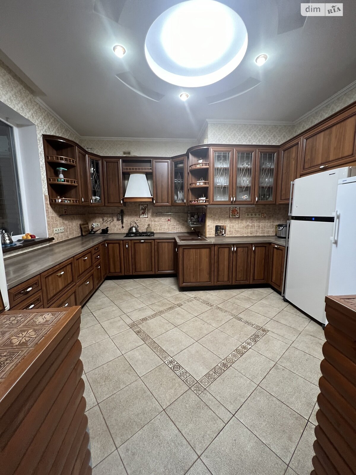двухэтажный дом с гаражом, 260 кв. м, газобетон. Продажа в Погребах фото 1 двухэтажный дом с гаражом, 260 кв. м, газобетон. Продажа в Погребах фото 1