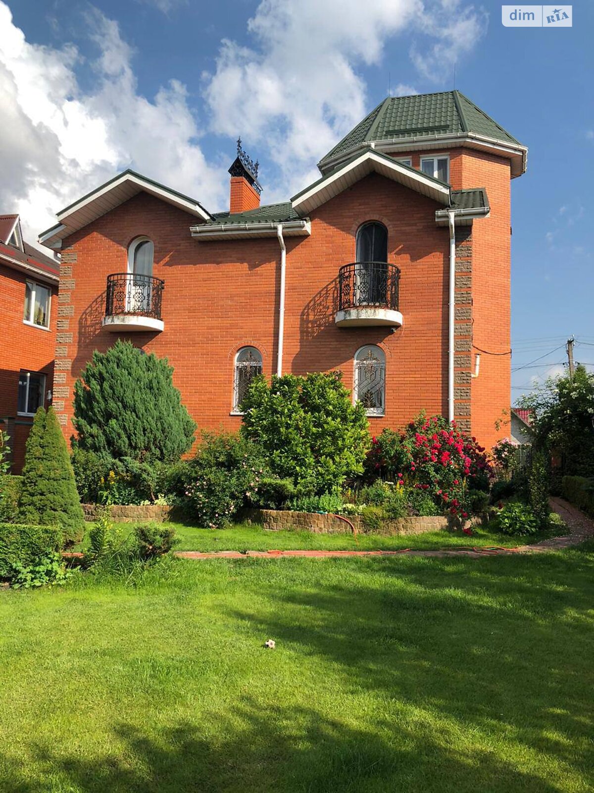 двоповерховий будинок з гаражем, 328 кв. м, цегла. Продаж в Погребах фото 1 двоповерховий будинок з гаражем, 328 кв. м, цегла. Продаж в Погребах фото 1