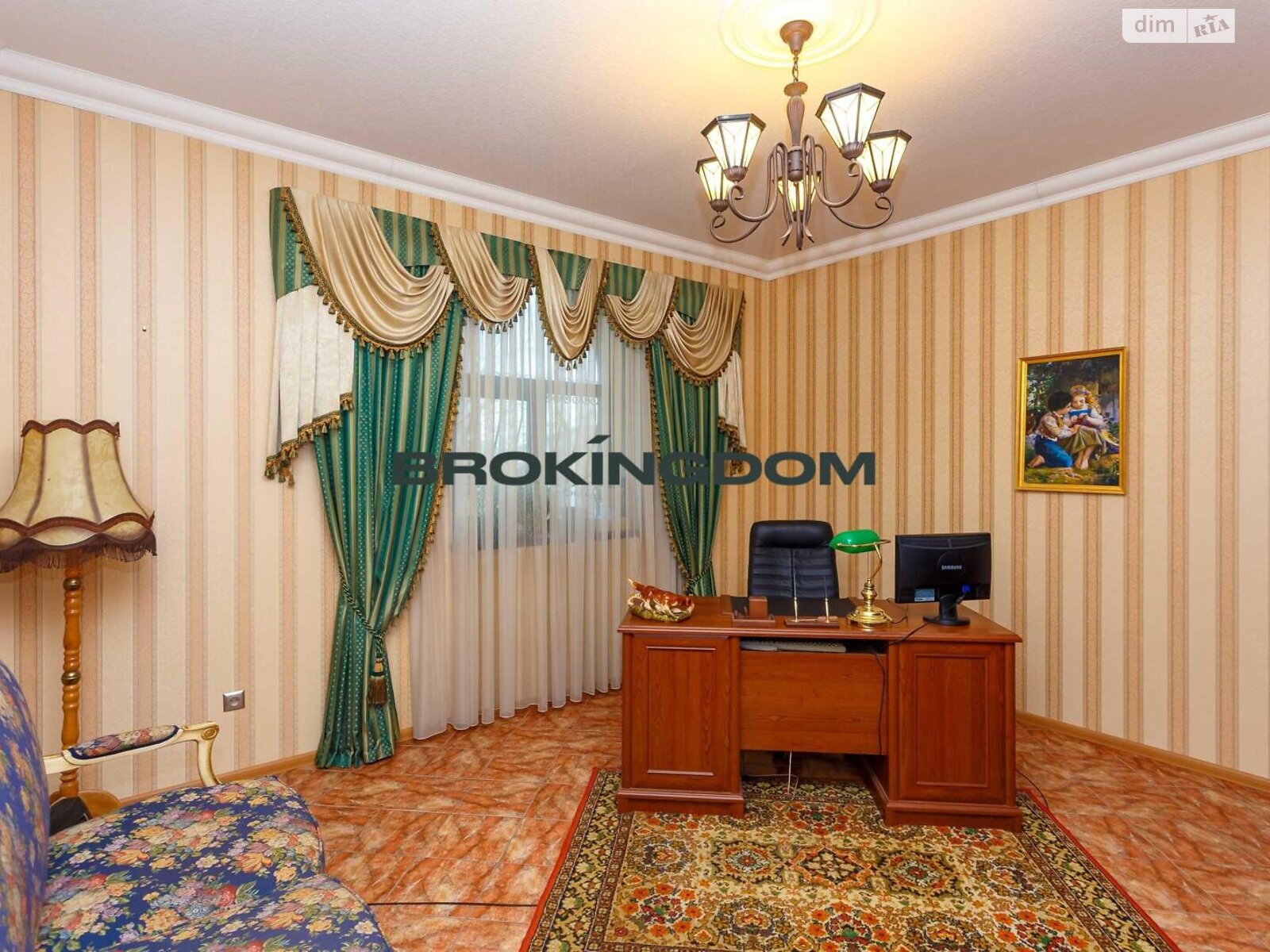 двоповерховий будинок, 280 кв. м, кирпич. Продаж у Погребах фото 1 двоповерховий будинок, 280 кв. м, кирпич. Продаж у Погребах фото 1