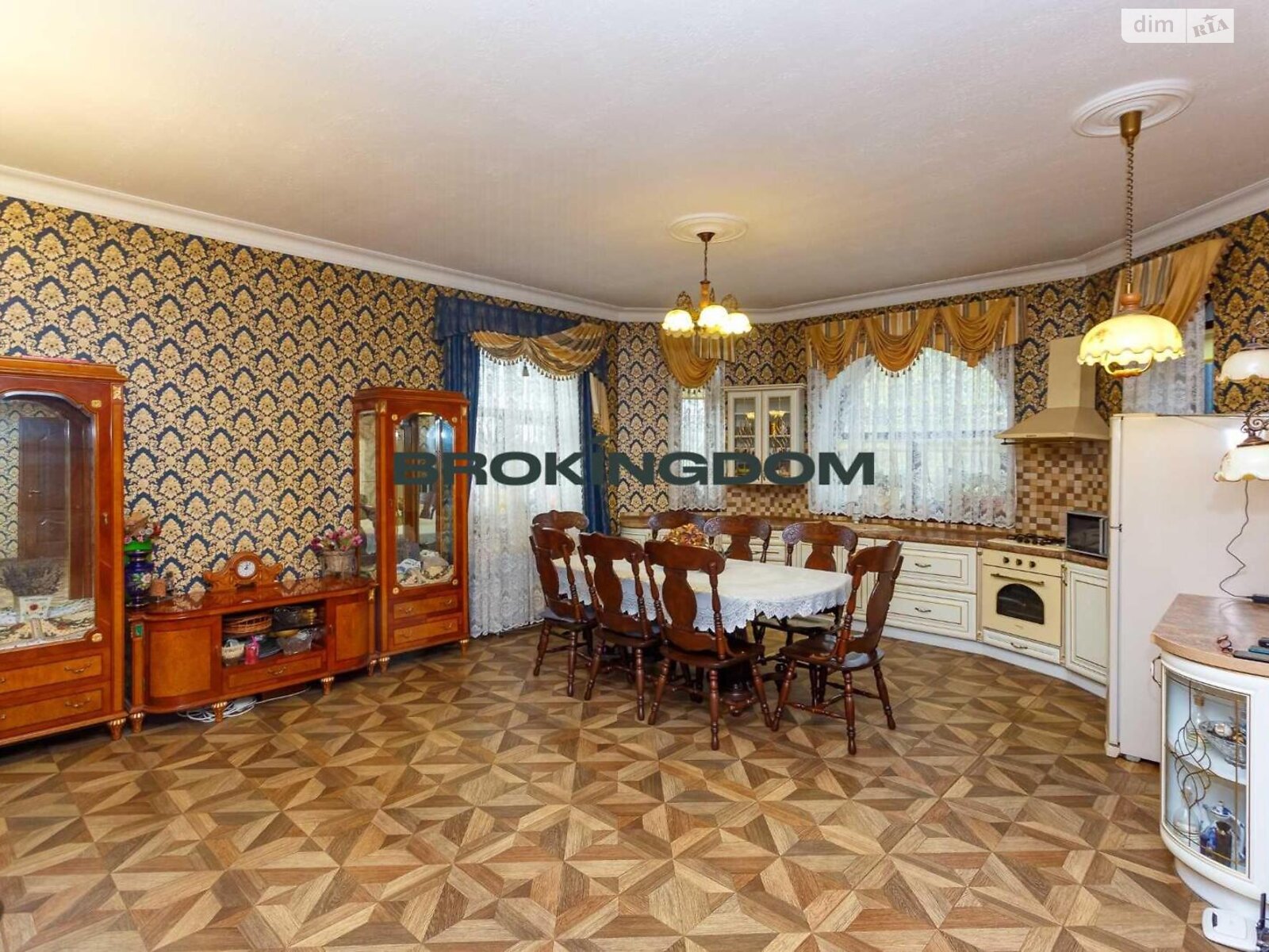 двоповерховий будинок, 280 кв. м, кирпич. Продаж у Погребах фото 1 двоповерховий будинок, 280 кв. м, кирпич. Продаж у Погребах фото 1