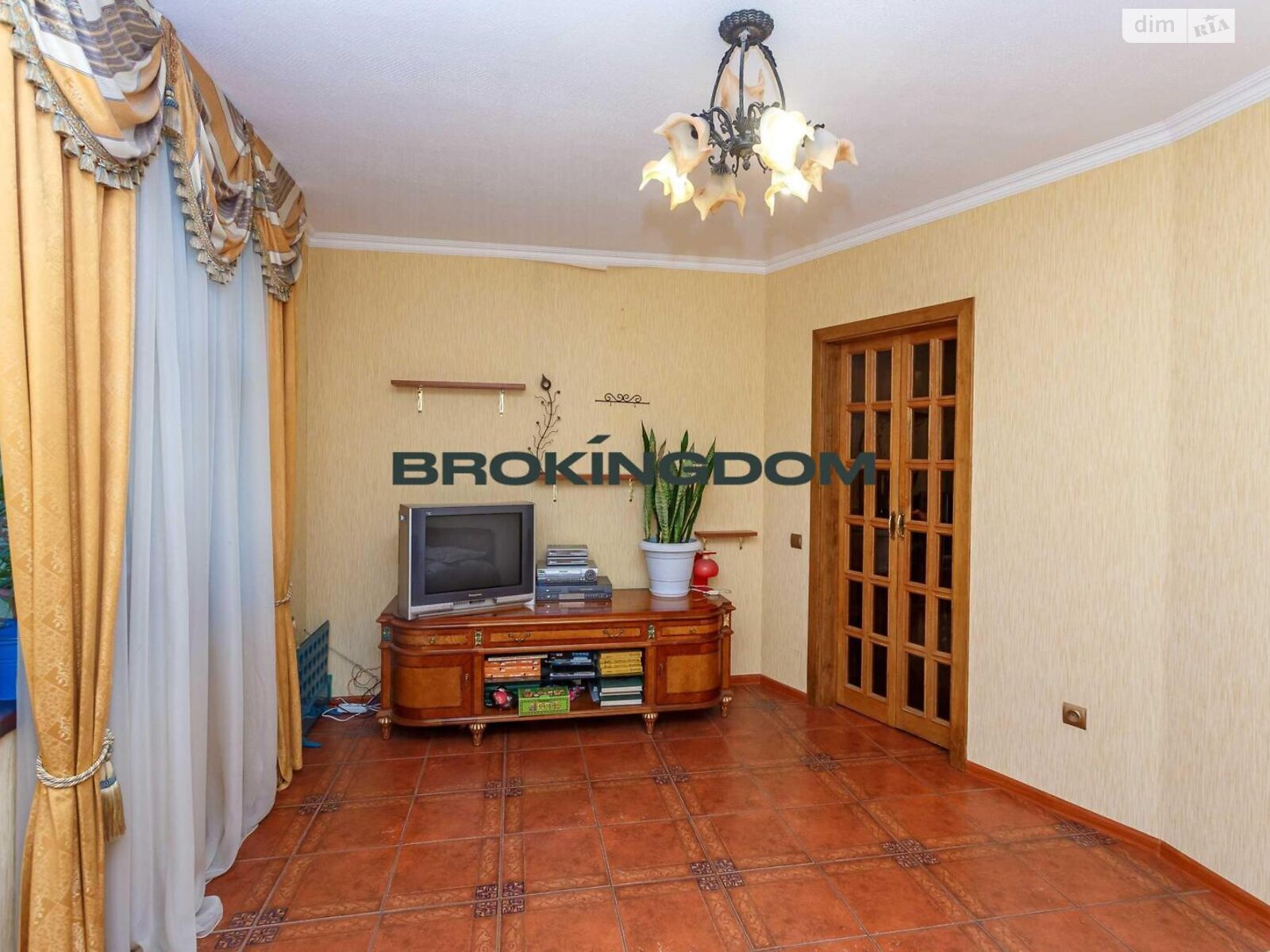 двоповерховий будинок, 280 кв. м, кирпич. Продаж у Погребах фото 1 двоповерховий будинок, 280 кв. м, кирпич. Продаж у Погребах фото 1