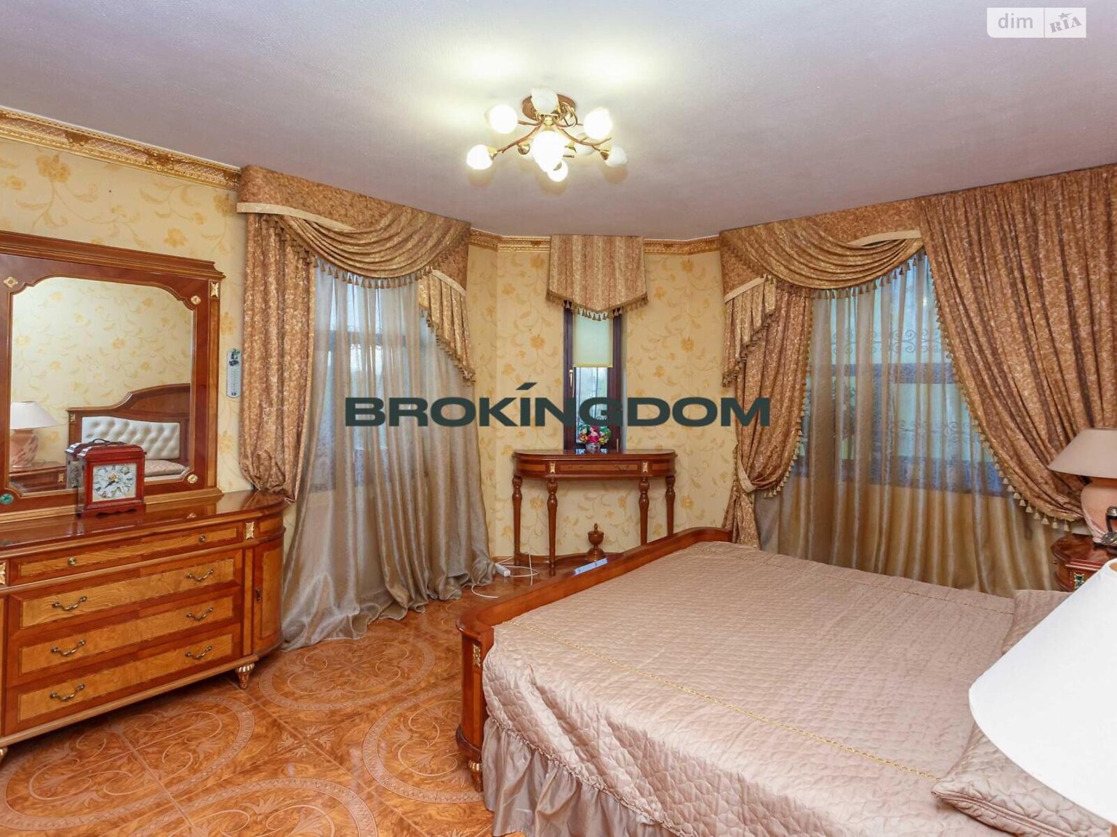 двоповерховий будинок, 280 кв. м, кирпич. Продаж у Погребах фото 1 двоповерховий будинок, 280 кв. м, кирпич. Продаж у Погребах фото 1