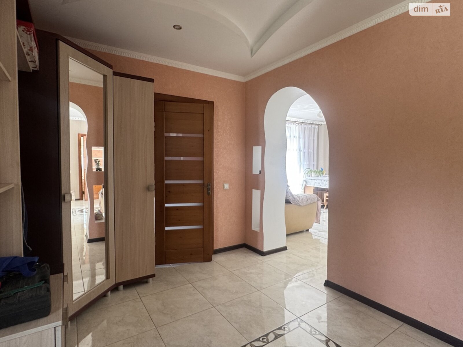 трехэтажный дом с гаражом, 220 кв. м, кирпич. Продажа в Поховке фото 1 трехэтажный дом с гаражом, 220 кв. м, кирпич. Продажа в Поховке фото 1
