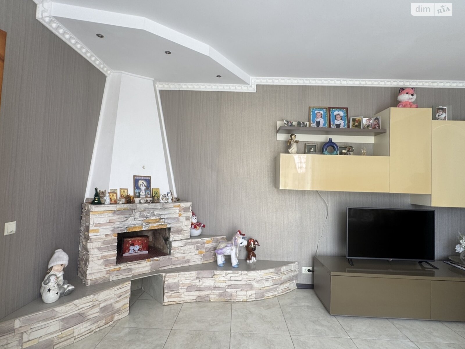 трехэтажный дом с гаражом, 220 кв. м, кирпич. Продажа в Поховке фото 1 трехэтажный дом с гаражом, 220 кв. м, кирпич. Продажа в Поховке фото 1