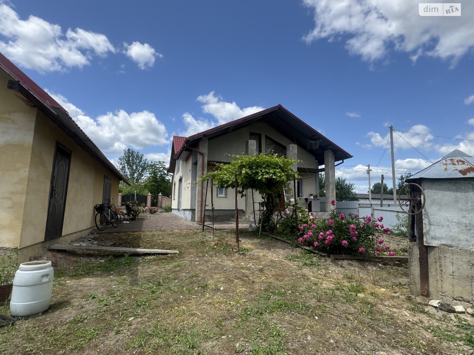 трехэтажный дом с гаражом, 220 кв. м, кирпич. Продажа в Поховке фото 1 трехэтажный дом с гаражом, 220 кв. м, кирпич. Продажа в Поховке фото 1