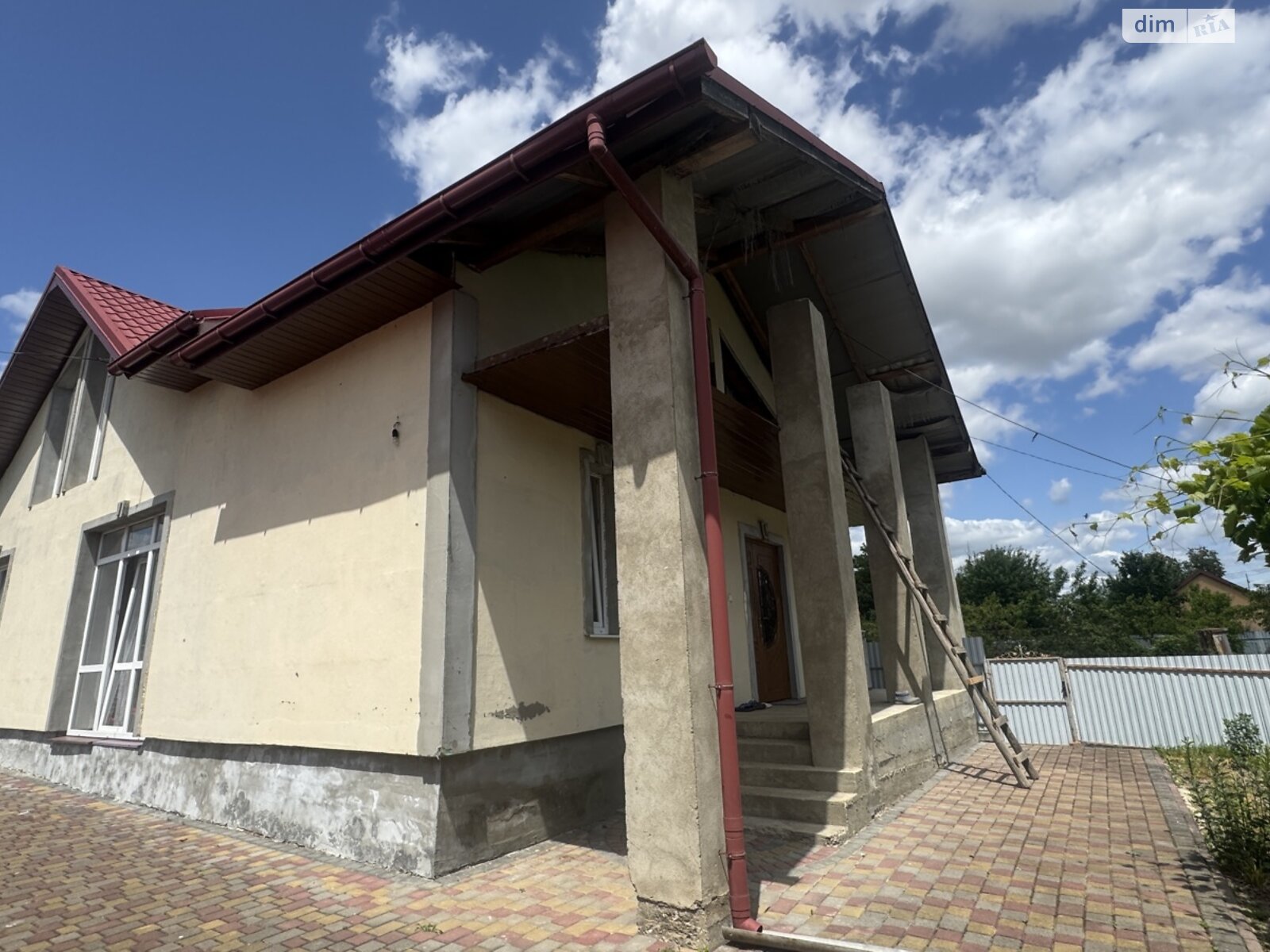 трехэтажный дом с гаражом, 220 кв. м, кирпич. Продажа в Поховке фото 1 трехэтажный дом с гаражом, 220 кв. м, кирпич. Продажа в Поховке фото 1