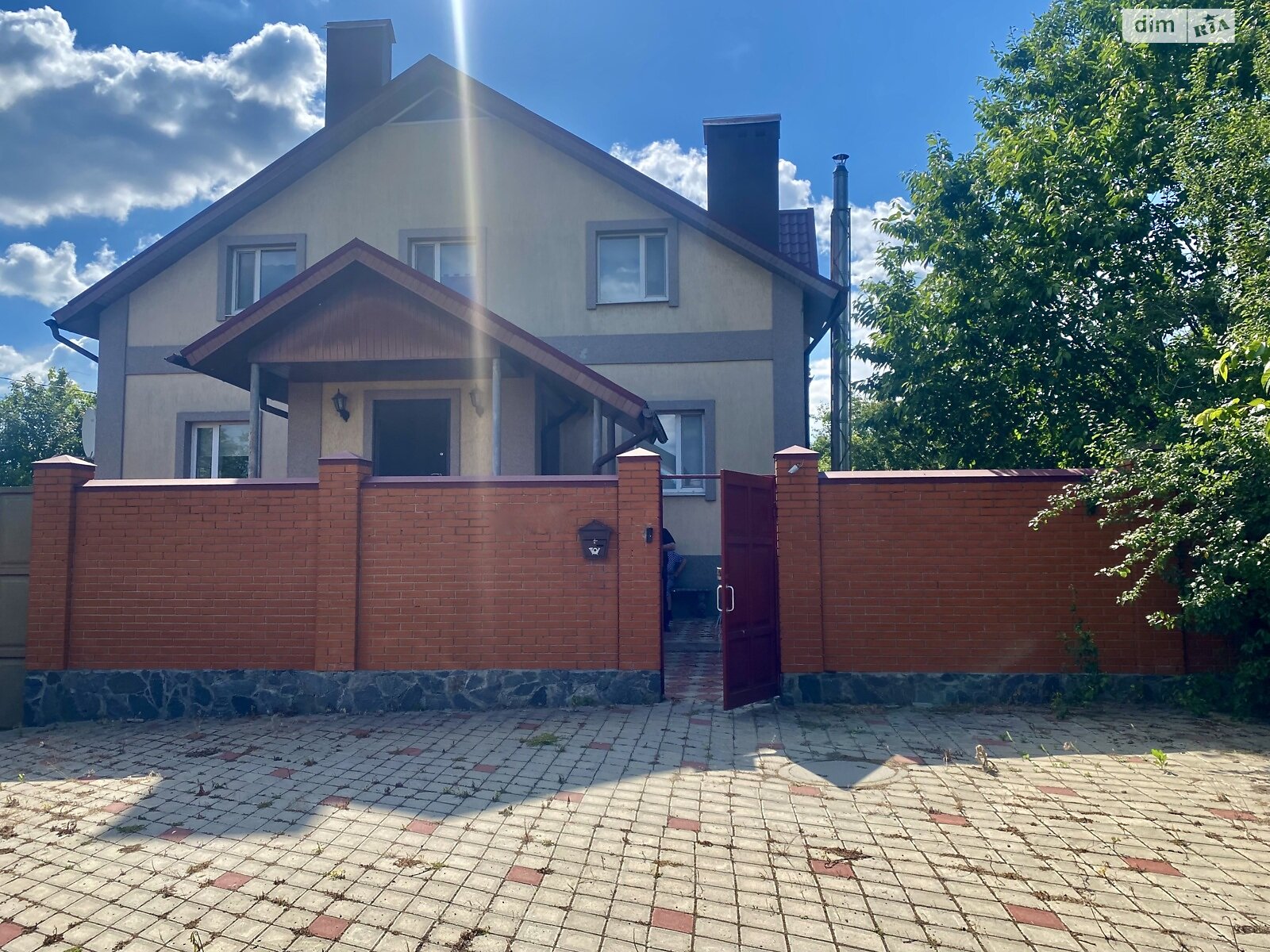 двухэтажный дом с верандой, 292.1 кв. м, кирпич. Продажа в Харькове фото 1 двухэтажный дом с верандой, 292.1 кв. м, кирпич. Продажа в Харькове фото 1