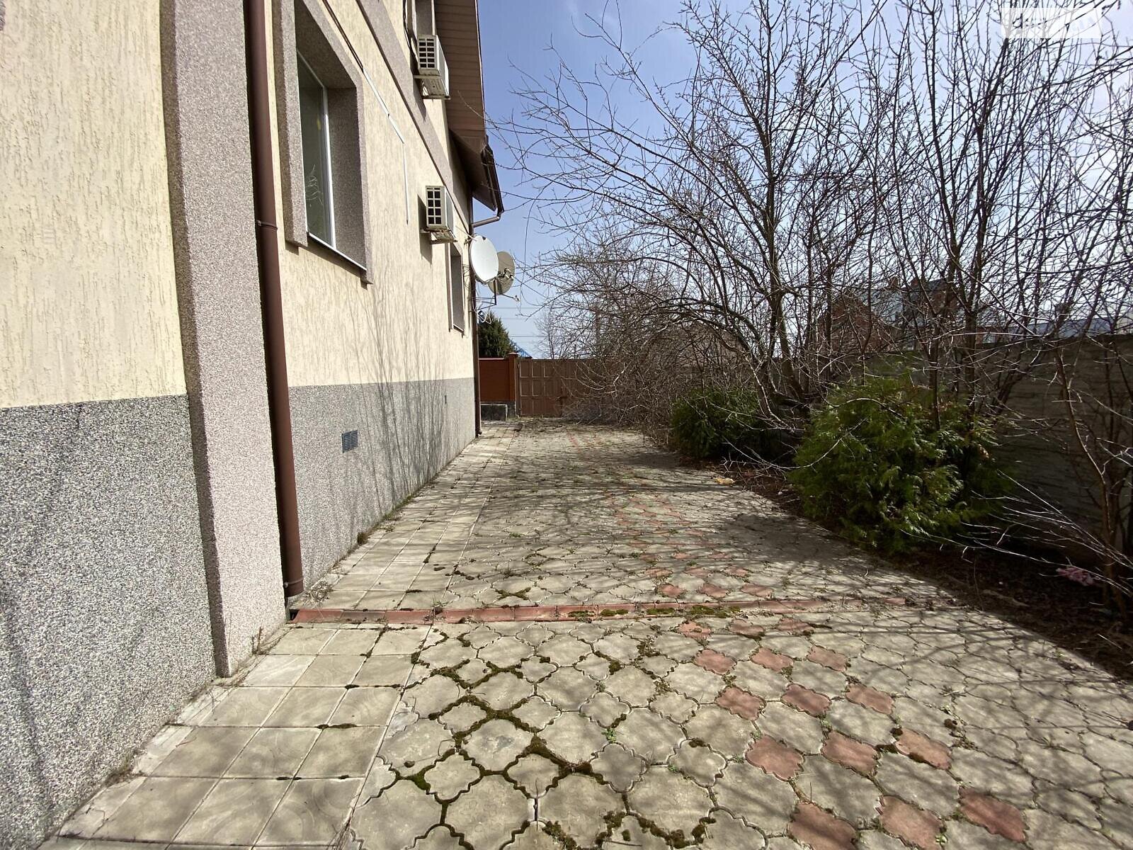 двухэтажный дом с верандой, 292.1 кв. м, кирпич. Продажа в Харькове фото 1 двухэтажный дом с верандой, 292.1 кв. м, кирпич. Продажа в Харькове фото 1