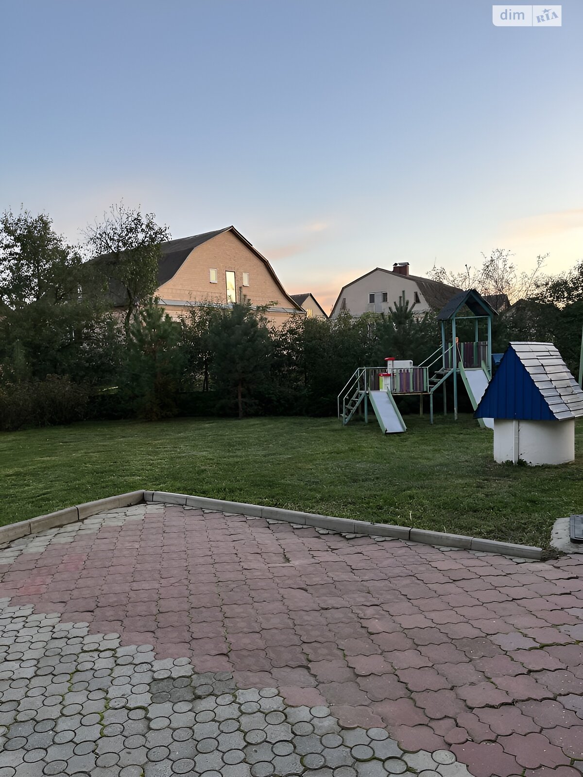 двухэтажный дом с гаражом, 150 кв. м, кирпич. Продажа в Полонном фото 1 двухэтажный дом с гаражом, 150 кв. м, кирпич. Продажа в Полонном фото 1