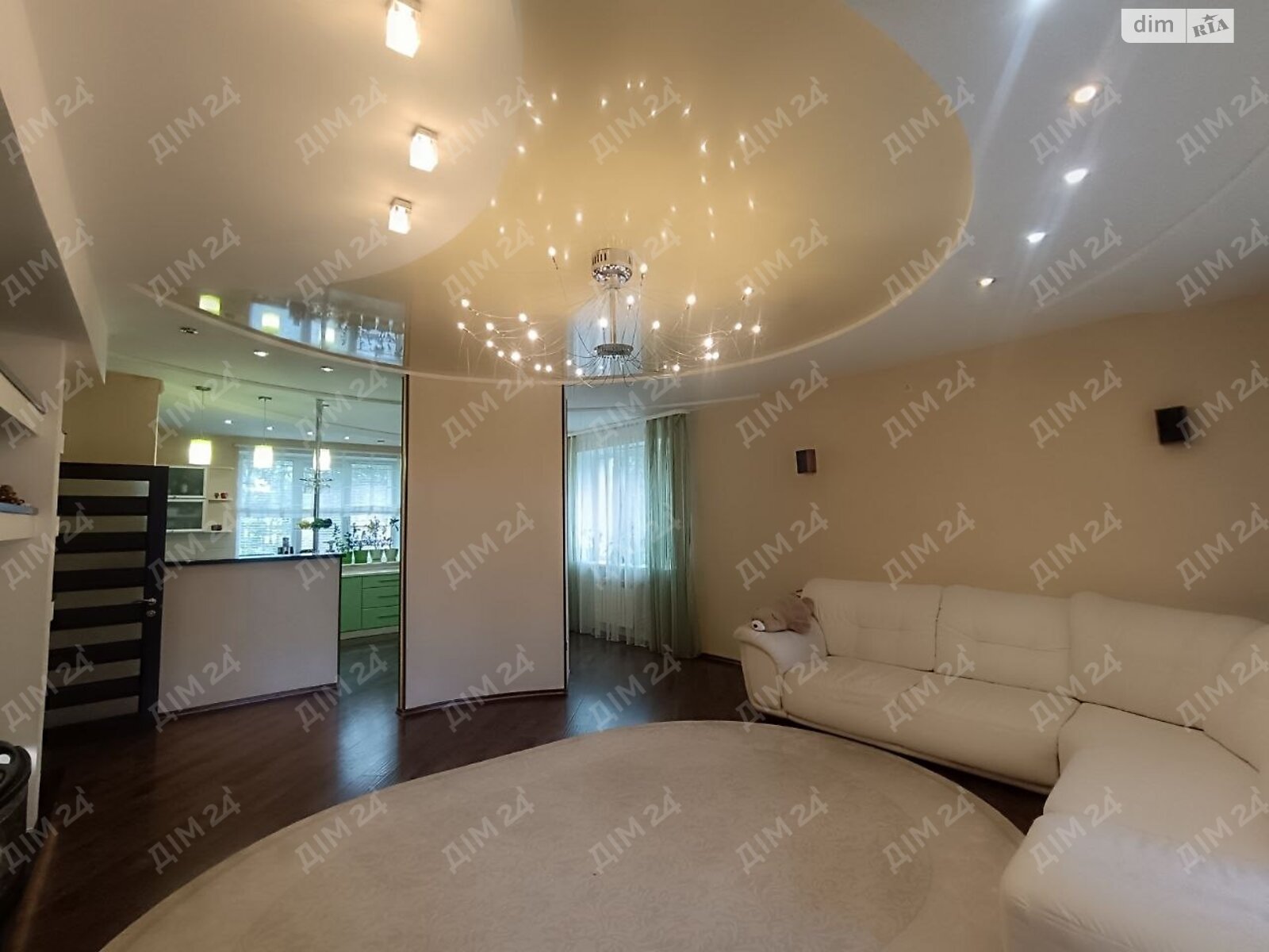 двоповерховий будинок з гаражем, 300 кв. м, цегла. Продаж в Полтаві, район 1-ша міська лікарня фото 1 двоповерховий будинок з гаражем, 300 кв. м, цегла. Продаж в Полтаві, район 1-ша міська лікарня фото 1