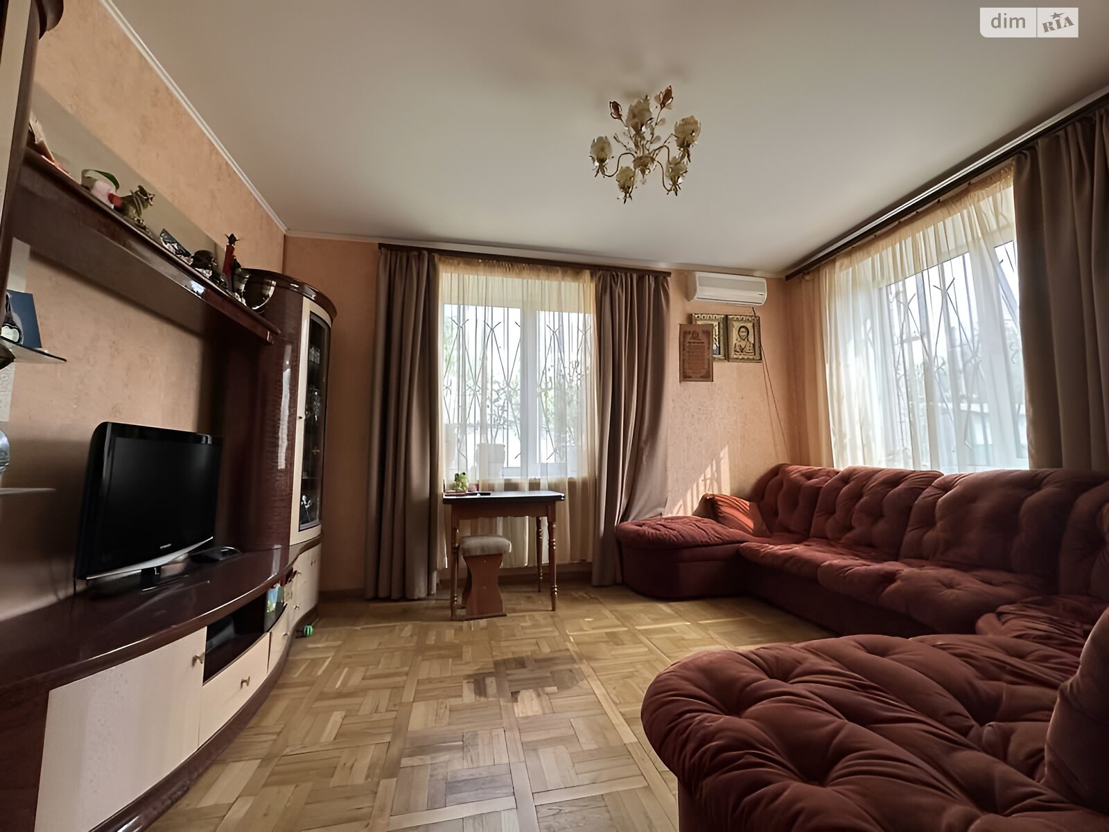 двухэтажный дом с мебелью, 277.9 кв. м, кирпич. Продажа в Полтаве район Автовокзал фото 1 двухэтажный дом с мебелью, 277.9 кв. м, кирпич. Продажа в Полтаве район Автовокзал фото 1