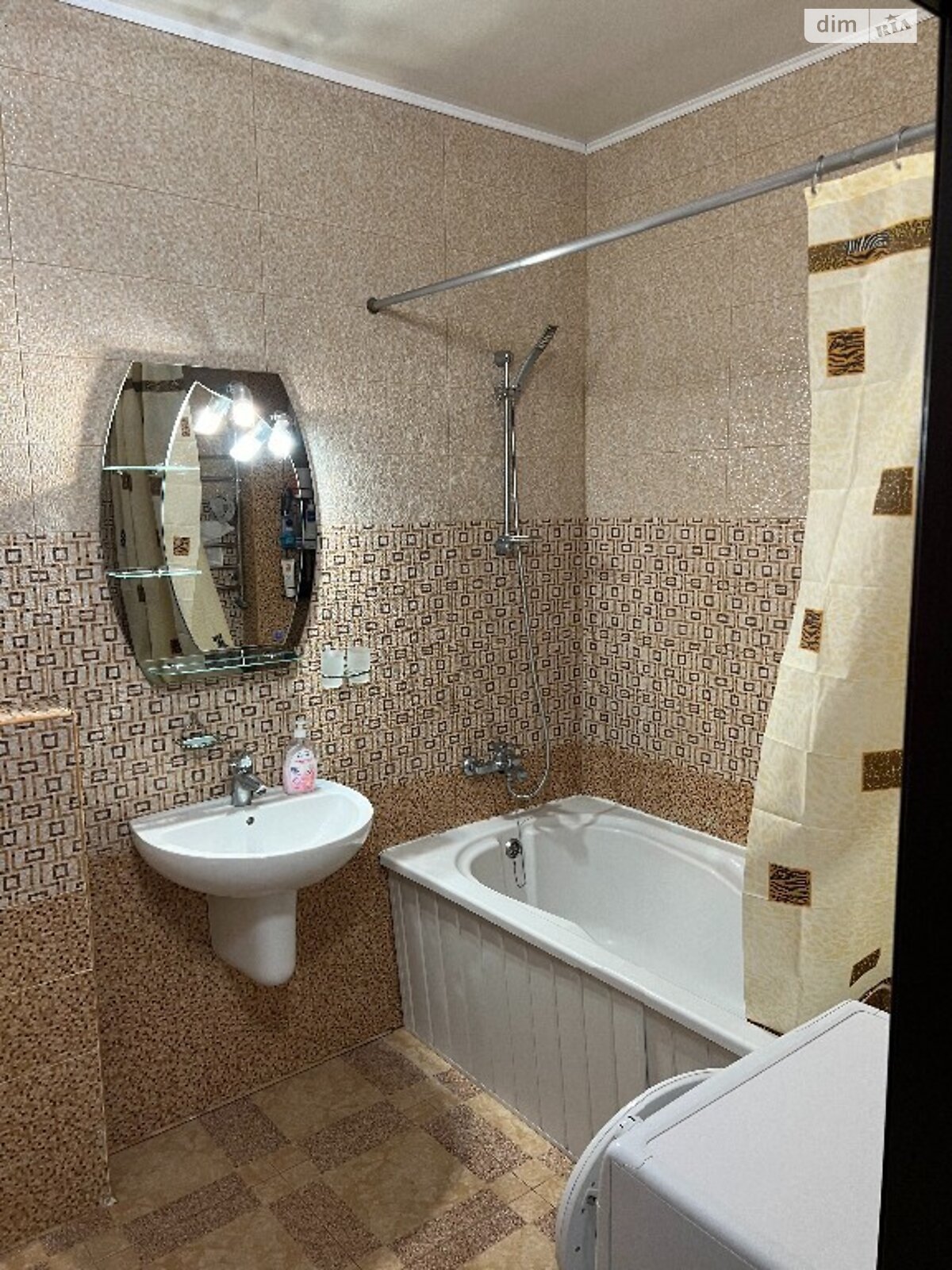 двоповерховий будинок з опаленням, 193.5 кв. м, цегла. Продаж в Полтаві, район Браїлки фото 1 двоповерховий будинок з опаленням, 193.5 кв. м, цегла. Продаж в Полтаві, район Браїлки фото 1