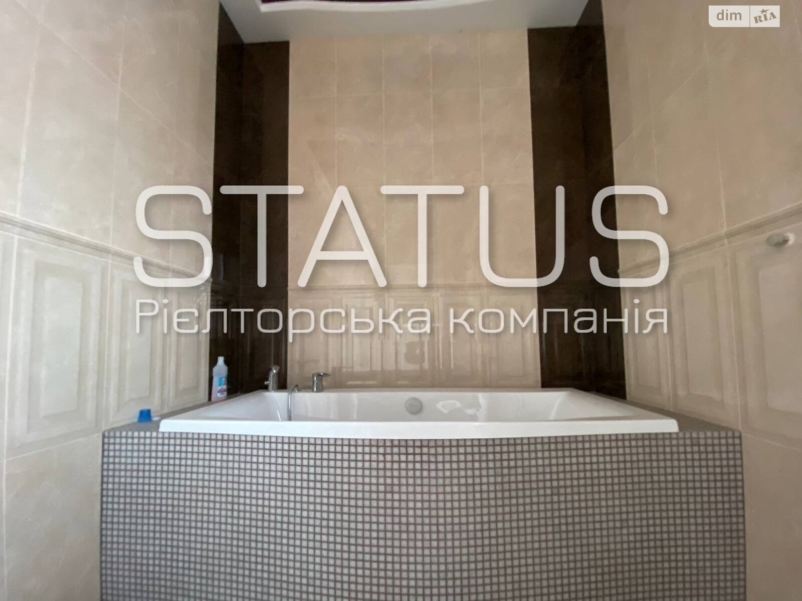двоповерховий будинок з гаражем, 251.9 кв. м, цегла. Продаж в Полтаві, район Браїлки фото 1 двоповерховий будинок з гаражем, 251.9 кв. м, цегла. Продаж в Полтаві, район Браїлки фото 1