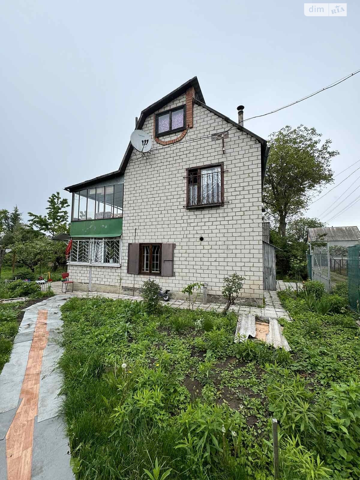 двухэтажный дом с гаражом, 100 кв. м, кирпич. Продажа в Полтаве фото 1 двухэтажный дом с гаражом, 100 кв. м, кирпич. Продажа в Полтаве фото 1