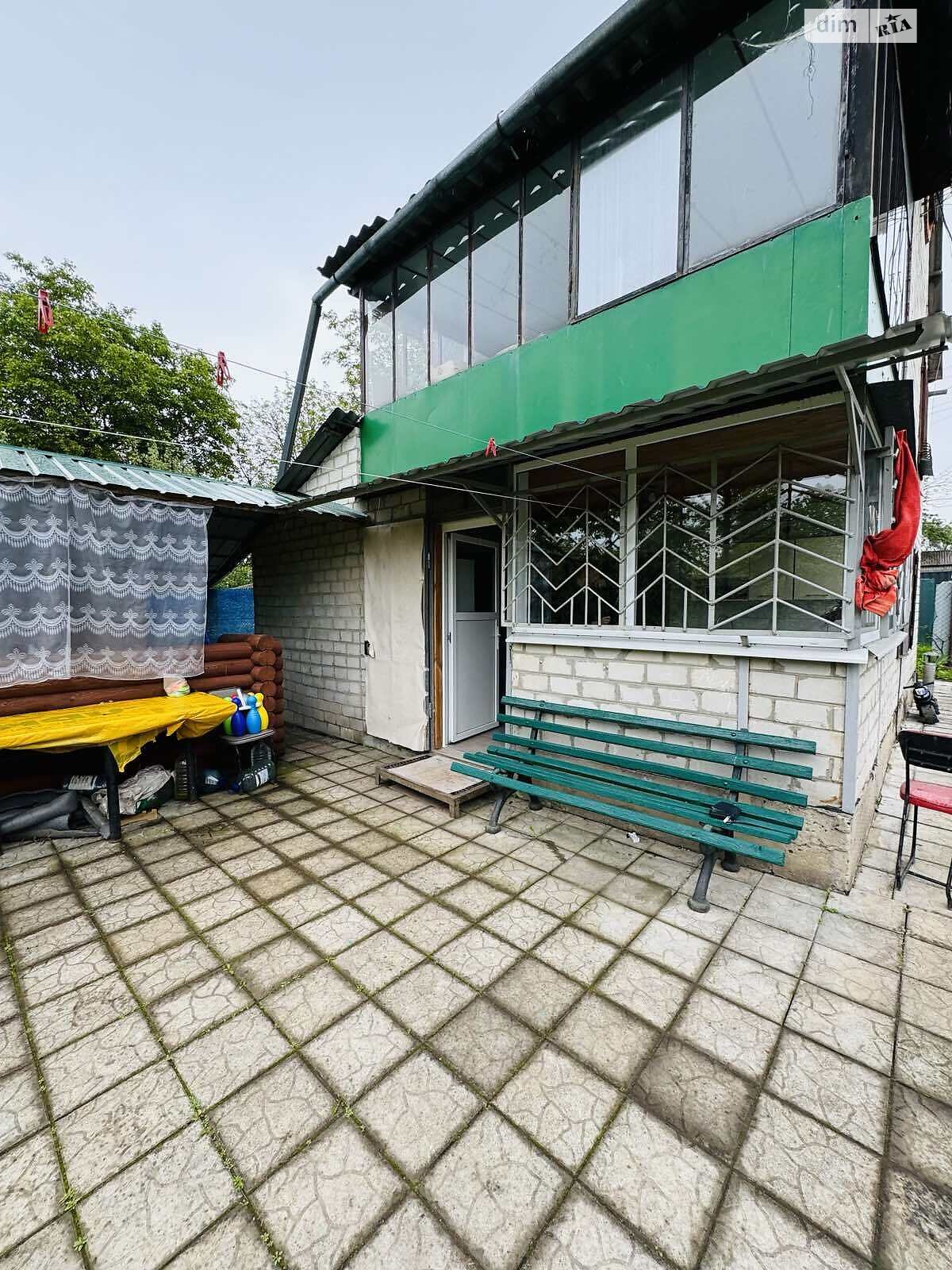 двухэтажный дом с гаражом, 100 кв. м, кирпич. Продажа в Полтаве фото 1 двухэтажный дом с гаражом, 100 кв. м, кирпич. Продажа в Полтаве фото 1