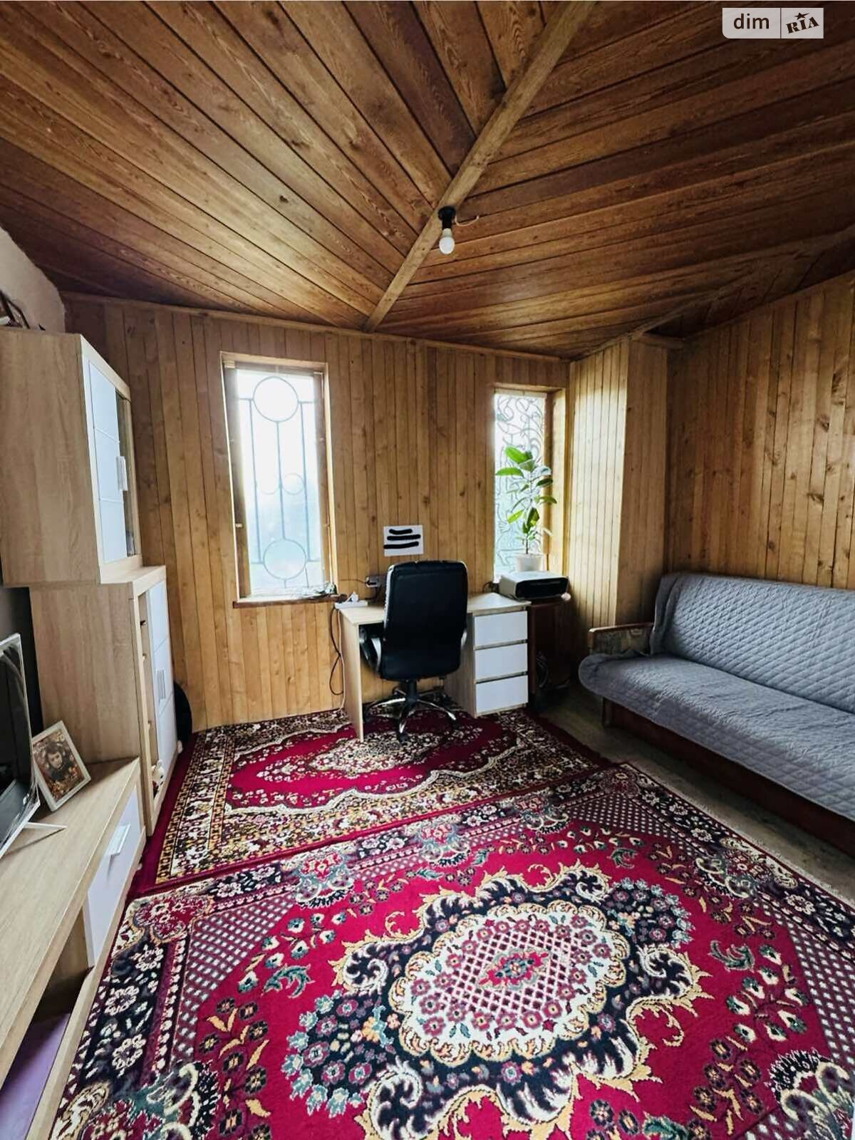двухэтажный дом с гаражом, 100 кв. м, кирпич. Продажа в Полтаве фото 1 двухэтажный дом с гаражом, 100 кв. м, кирпич. Продажа в Полтаве фото 1